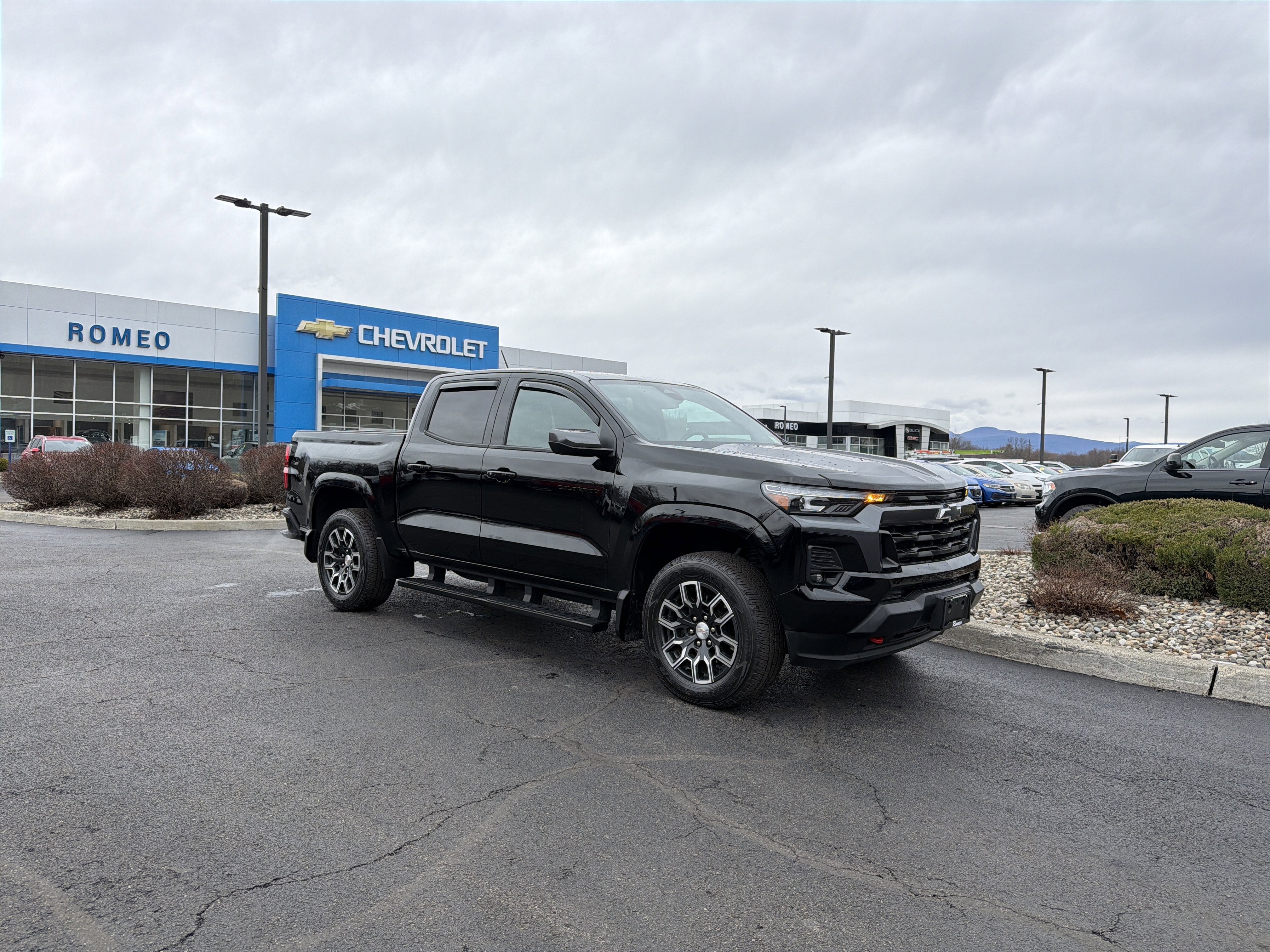 2024 Chevrolet Colorado LT