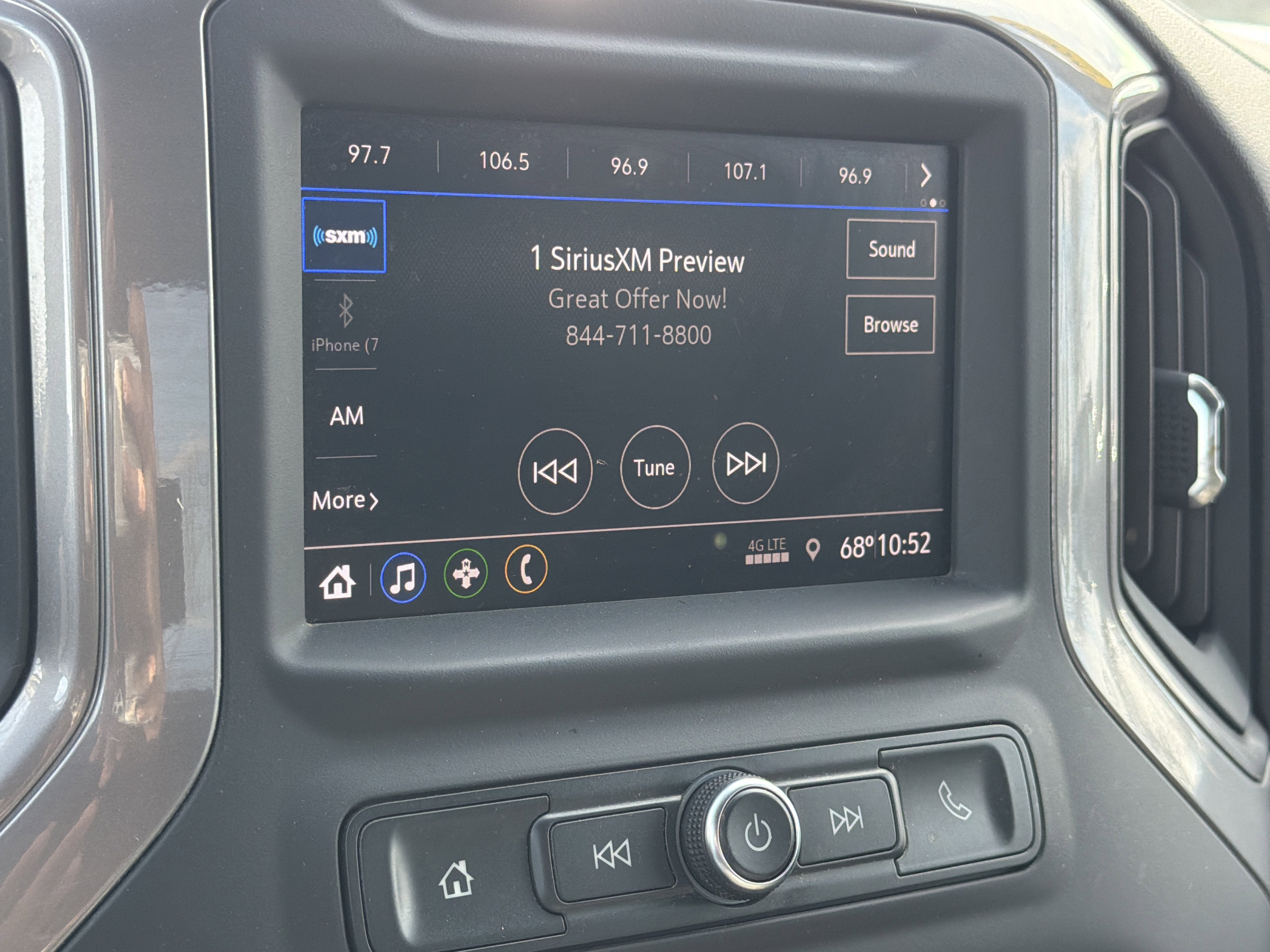 2020 Chevrolet Silverado 1500 Custom Trail Boss