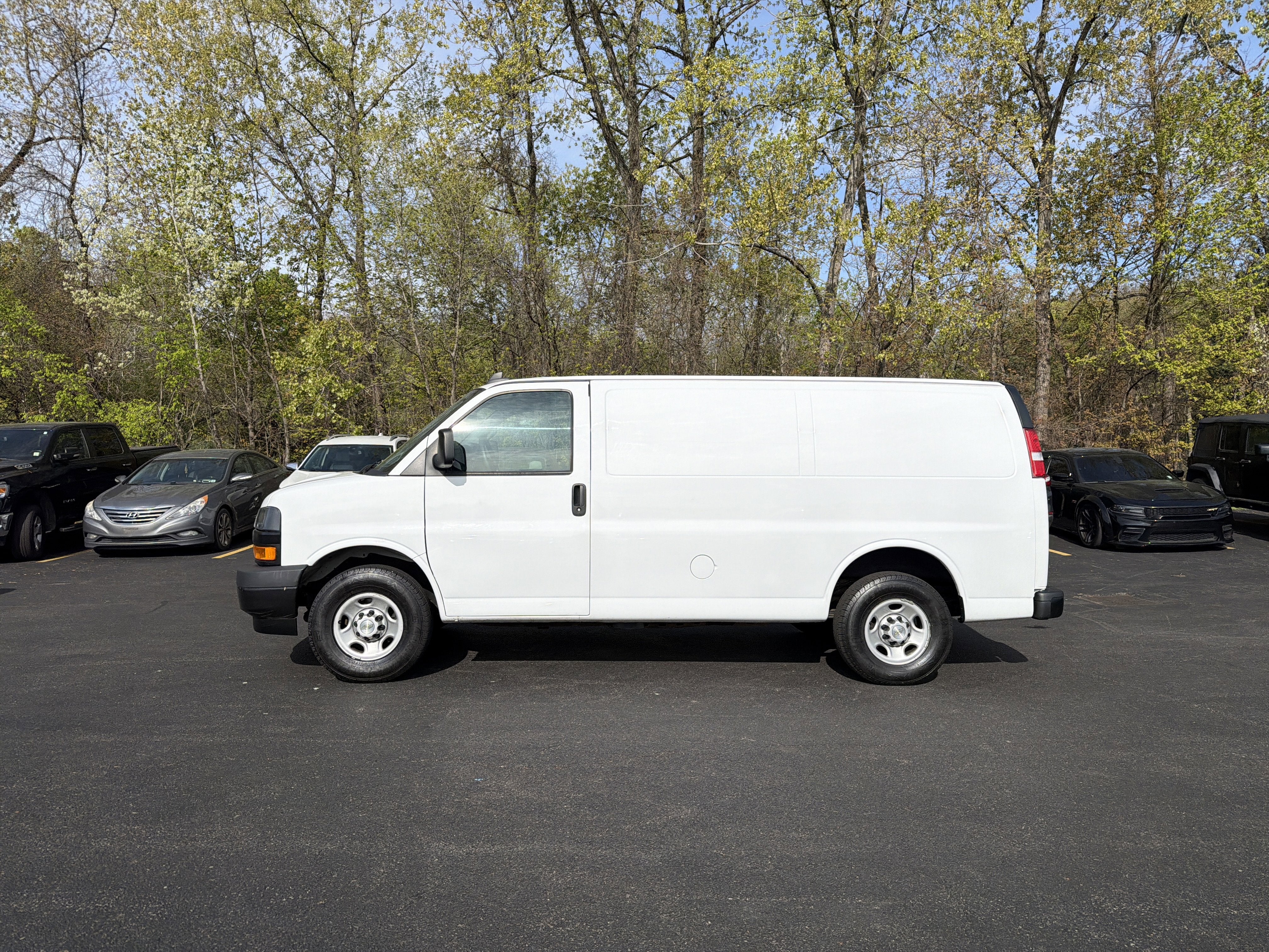 2021 Chevrolet Express Cargo 2500 RWD 2500 Regular Wheelbase WT