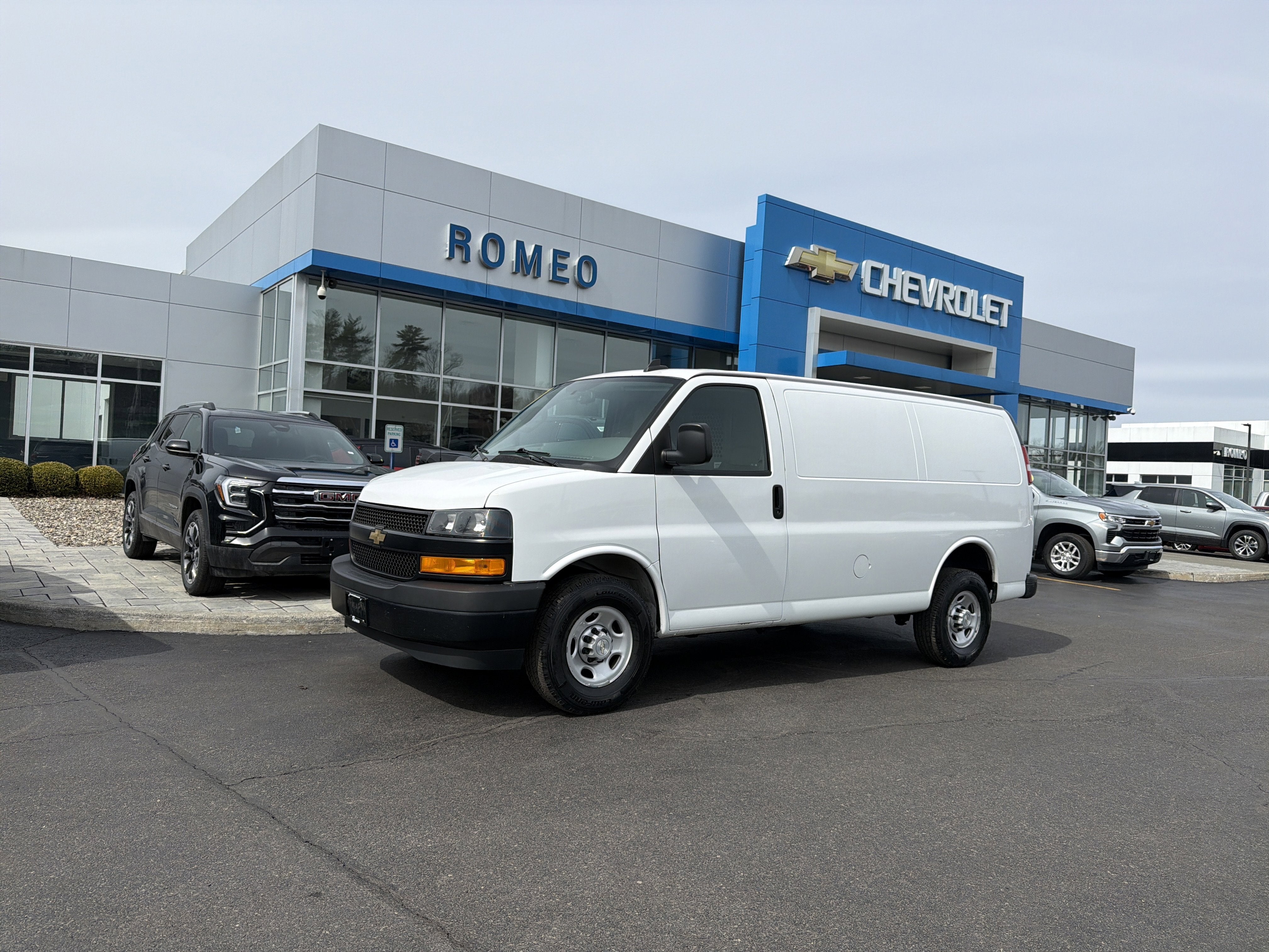 2021 Chevrolet Express Cargo 3500 RWD 3500 Regular Wheelbase WT
