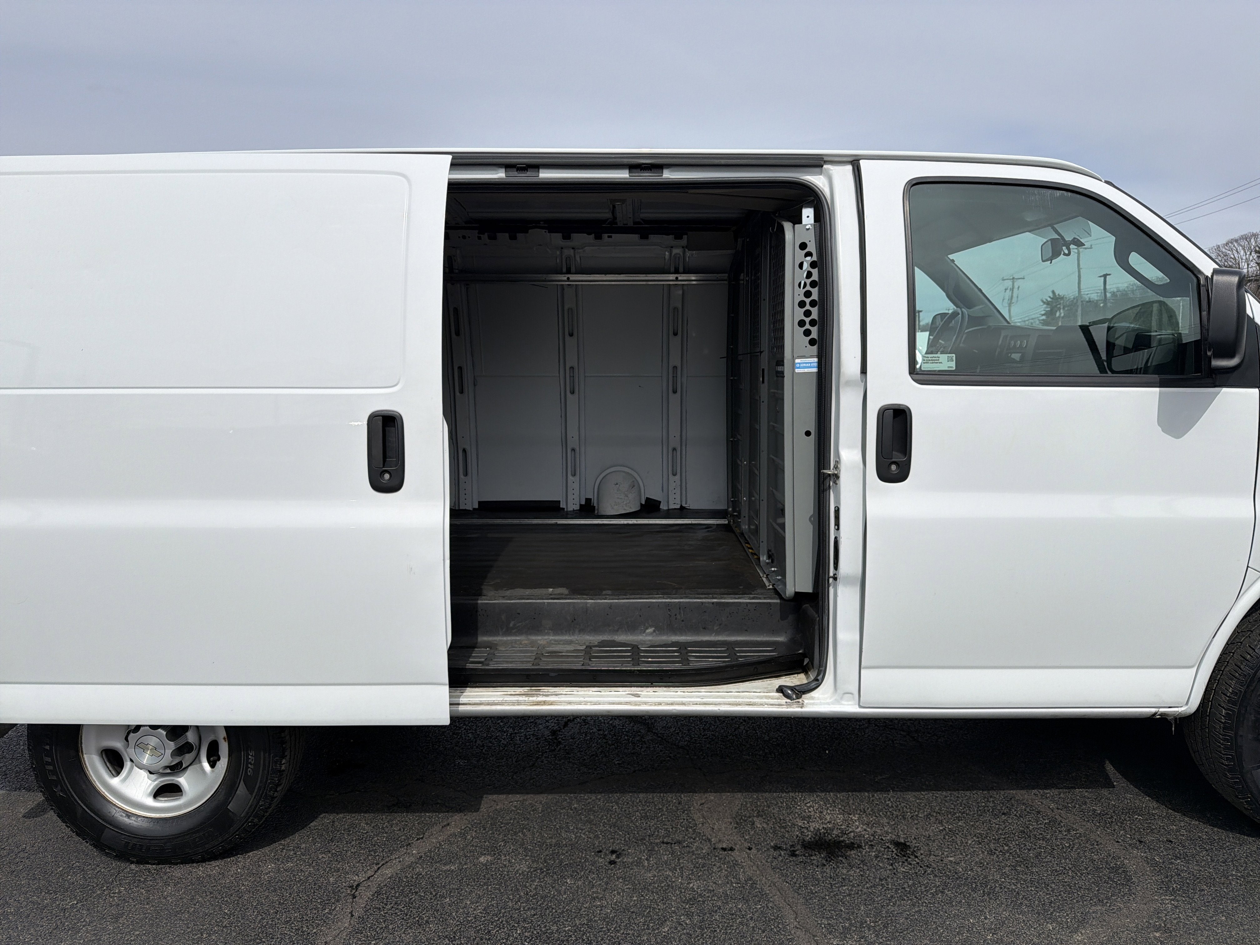 2021 Chevrolet Express Cargo 3500 RWD 3500 Regular Wheelbase WT