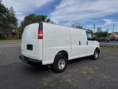 2025 Chevrolet Express Cargo 3500 WT