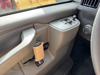 2025 Chevrolet Express Cargo 3500 WT