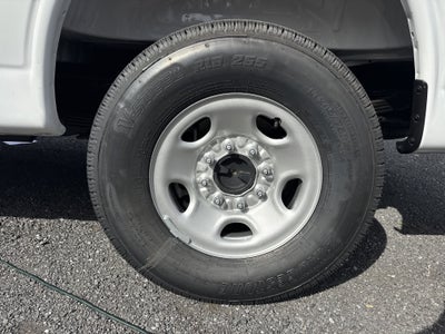 2025 Chevrolet Express Cargo 3500 WT