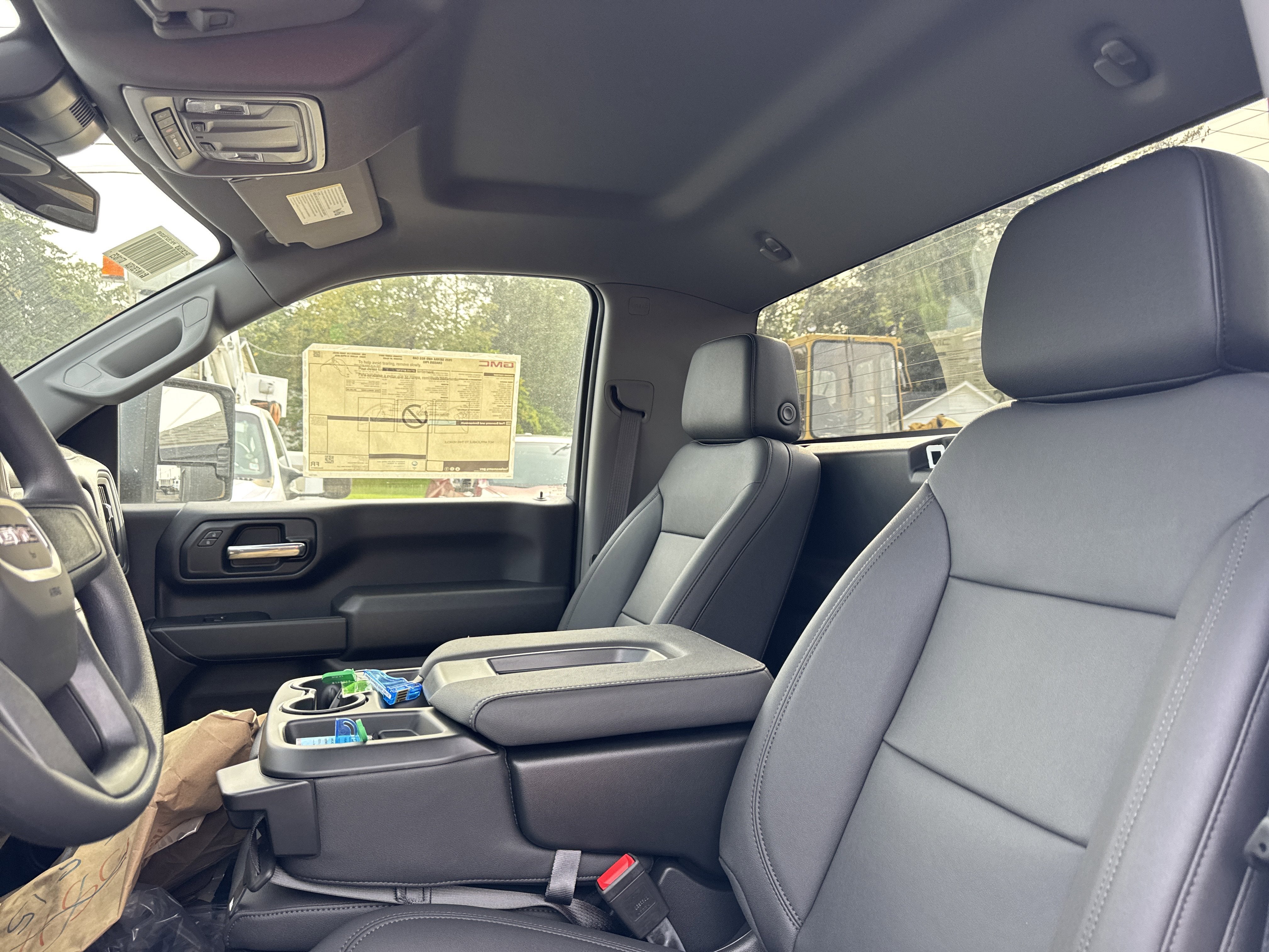 2025 GMC Sierra 3500 HD Chassis Cab Pro