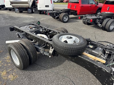 2025 GMC Sierra 3500 HD Chassis Cab Pro