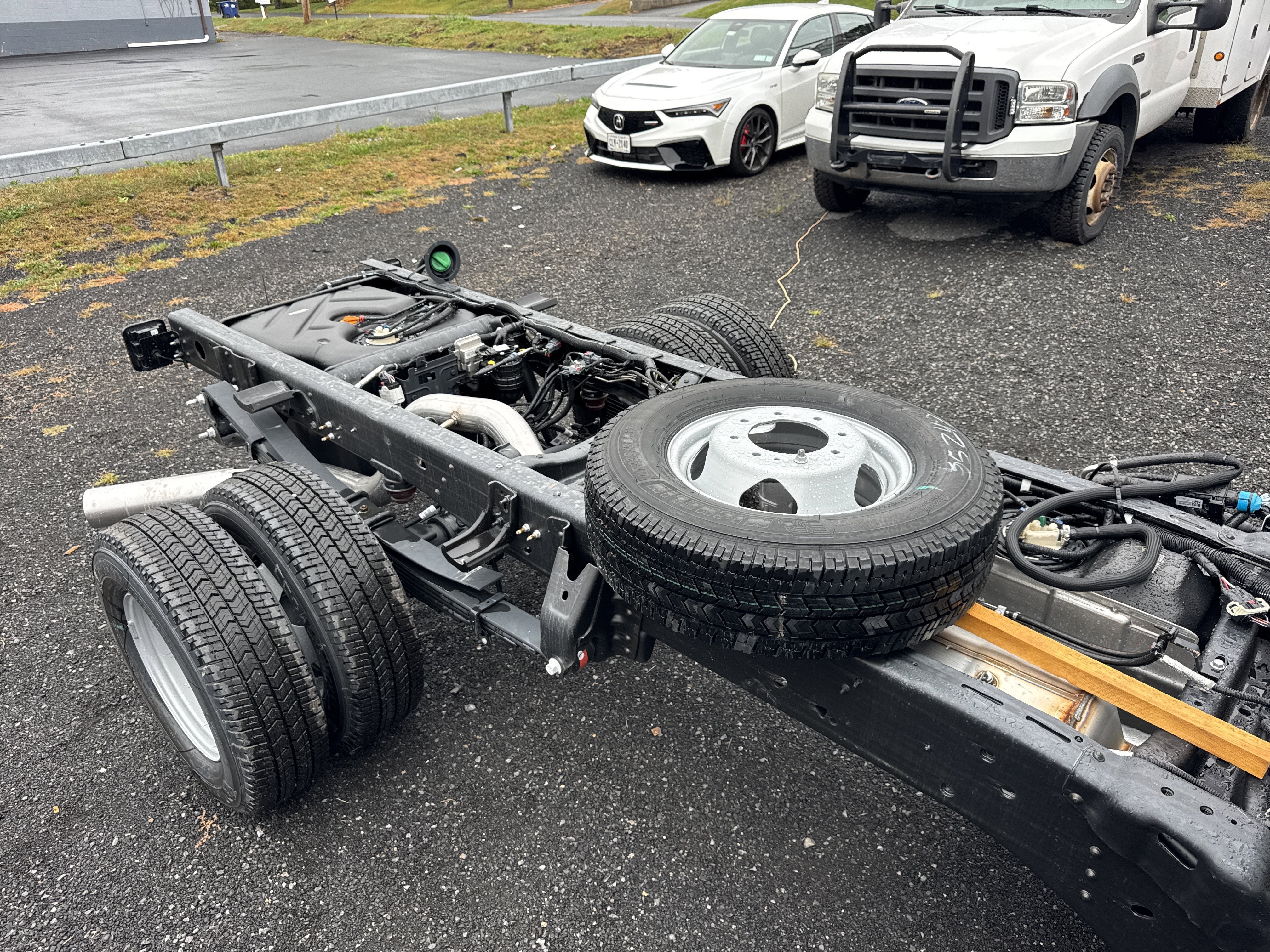 2025 GMC Sierra 3500 HD Chassis Cab Pro