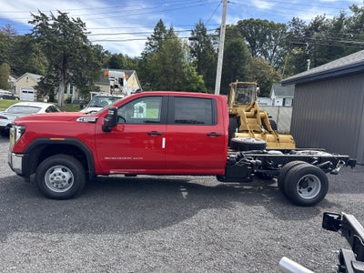 2025 GMC Sierra 3500 HD Chassis Cab Pro
