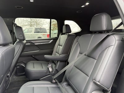 2024 GMC Acadia Elevation