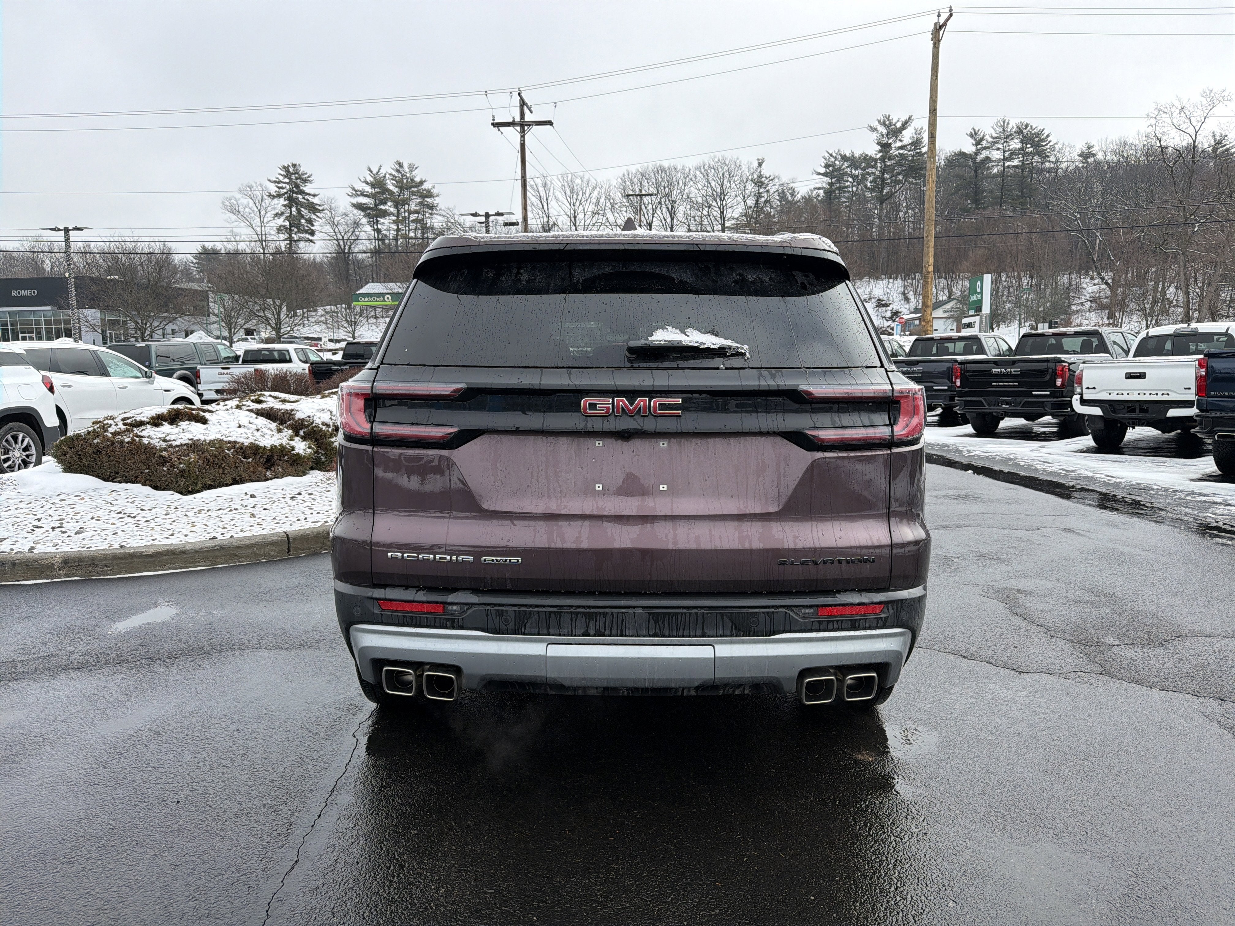 2024 GMC Acadia Elevation