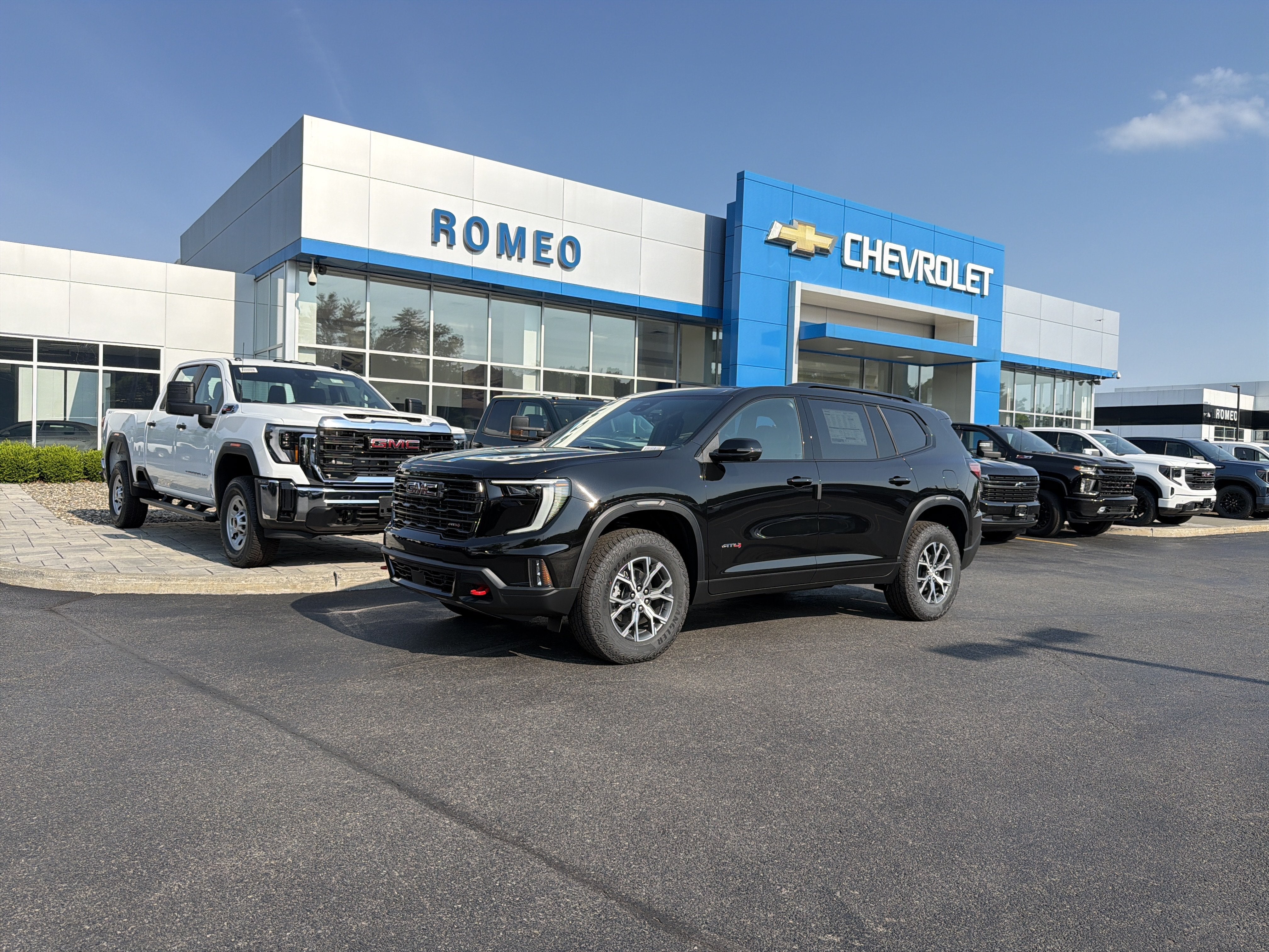 2026 GMC Acadia AT4
