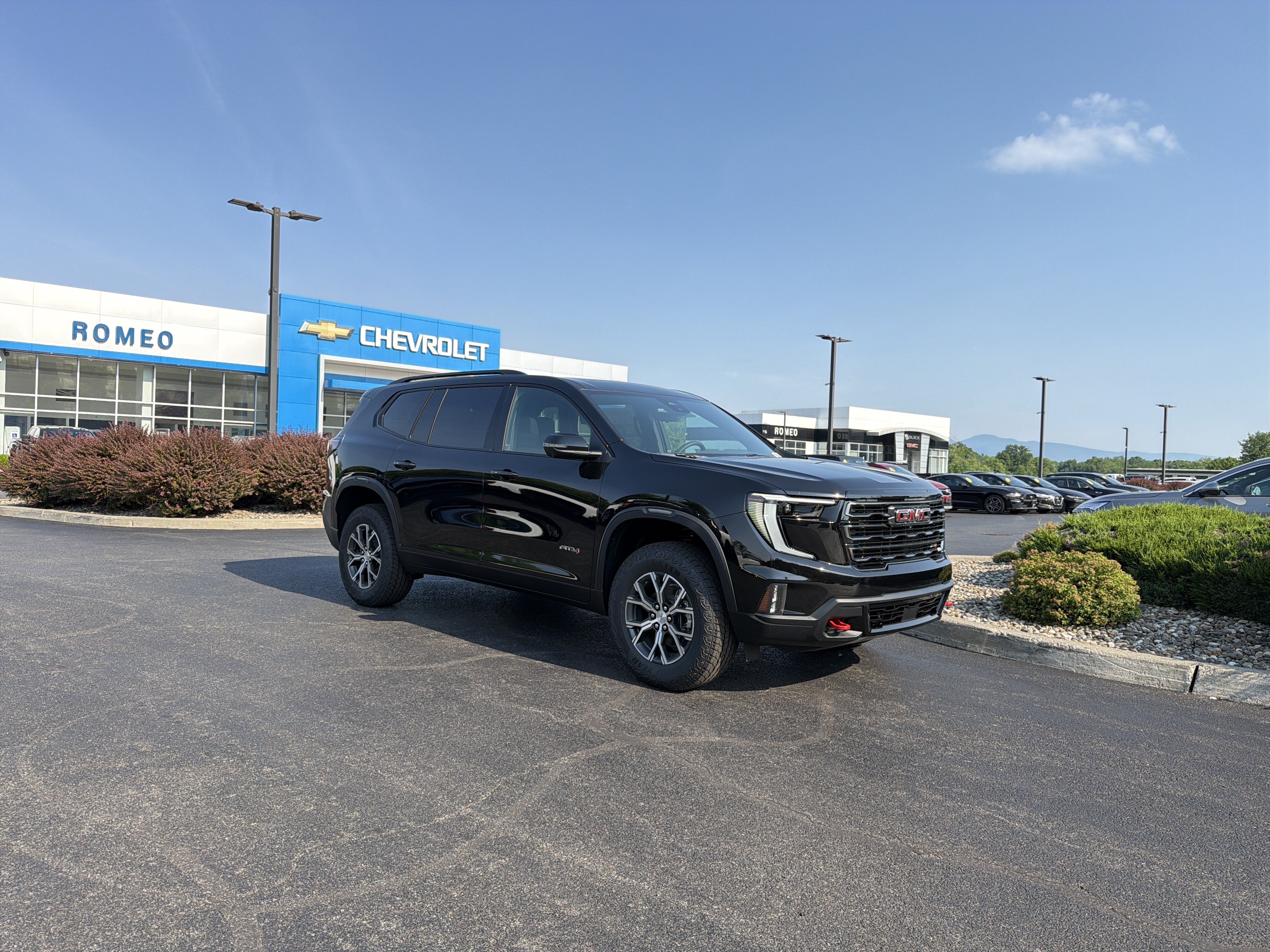 2026 GMC Acadia AT4