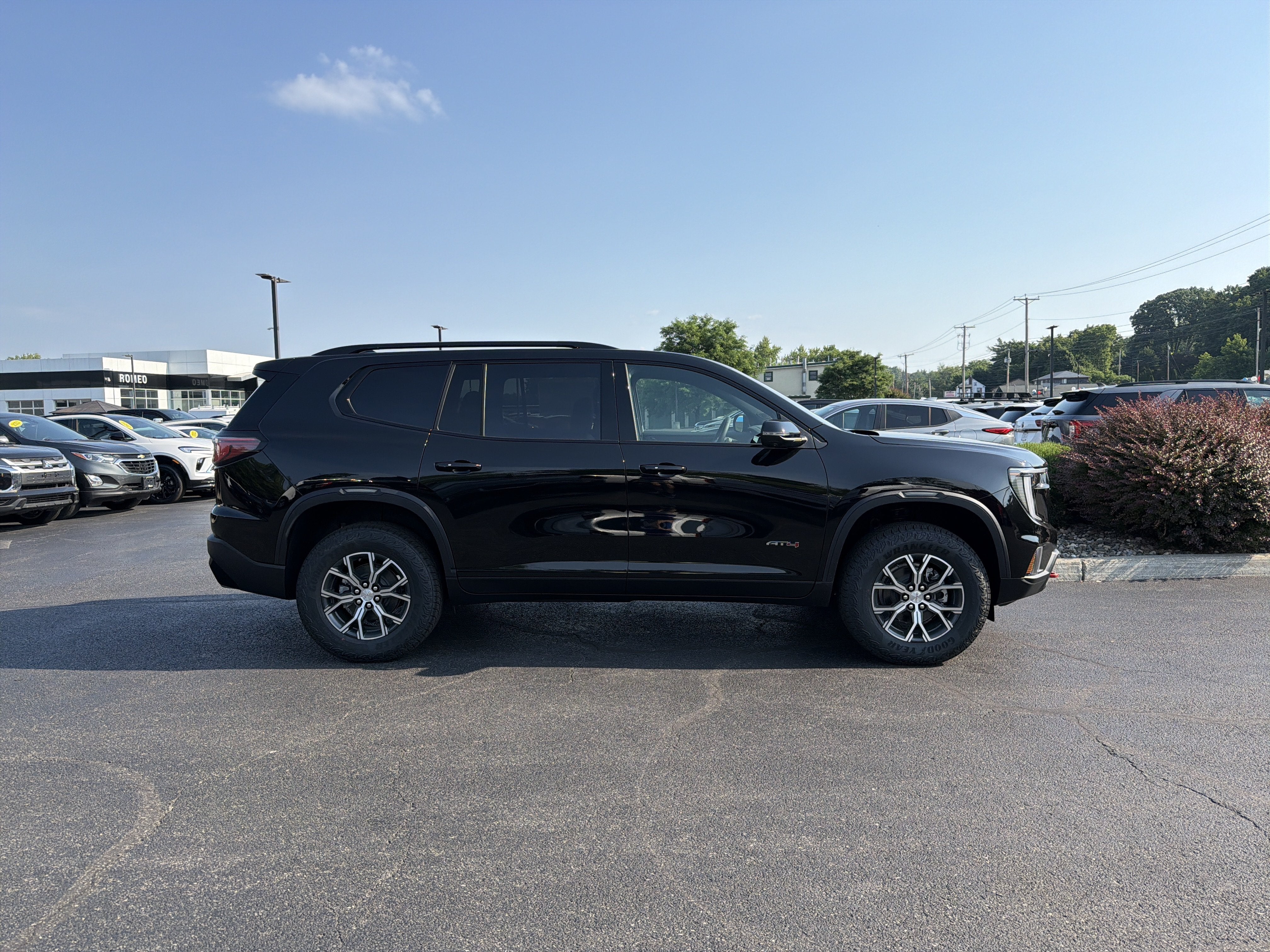 2026 GMC Acadia AT4