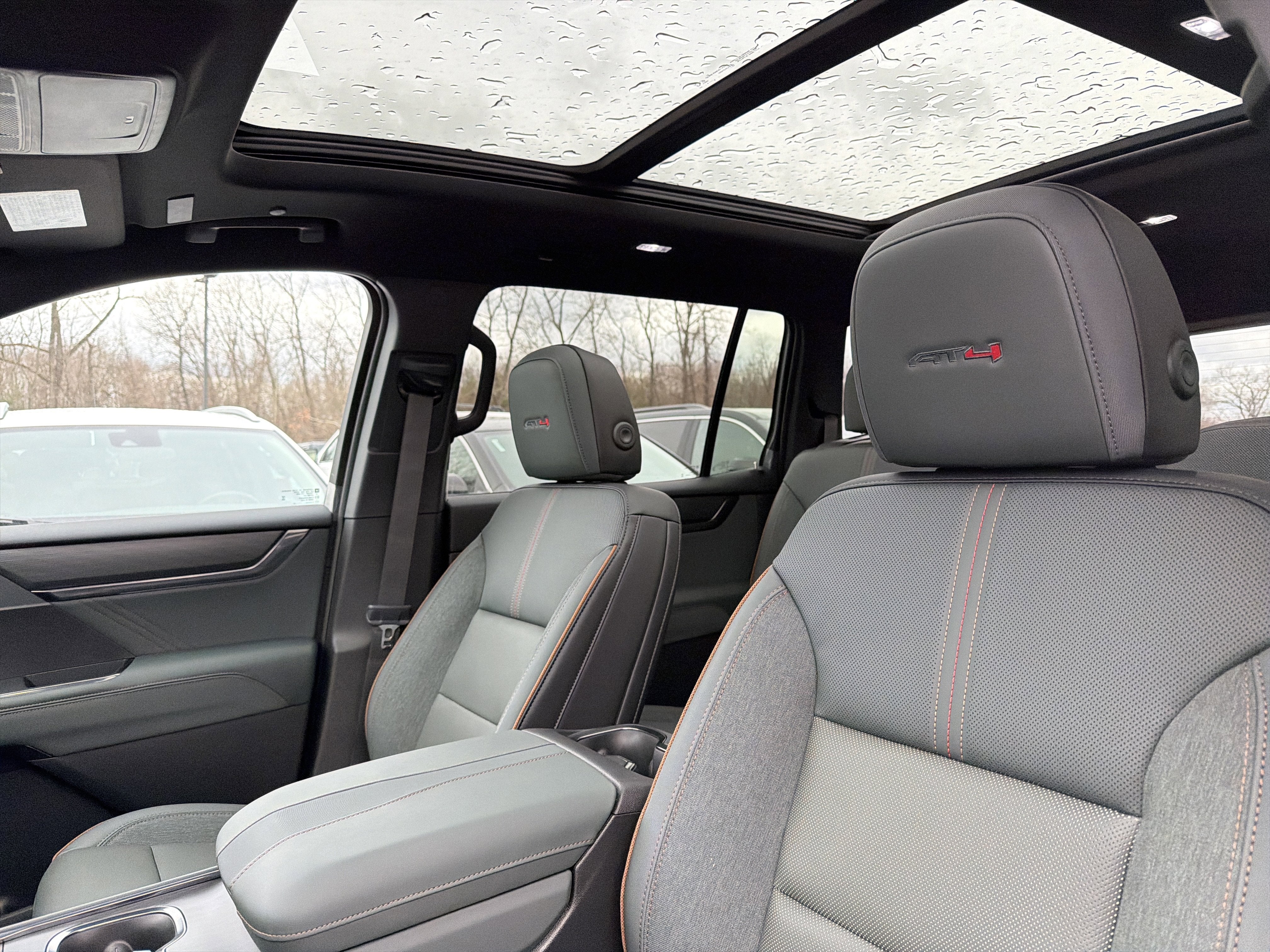 2026 GMC Acadia AT4