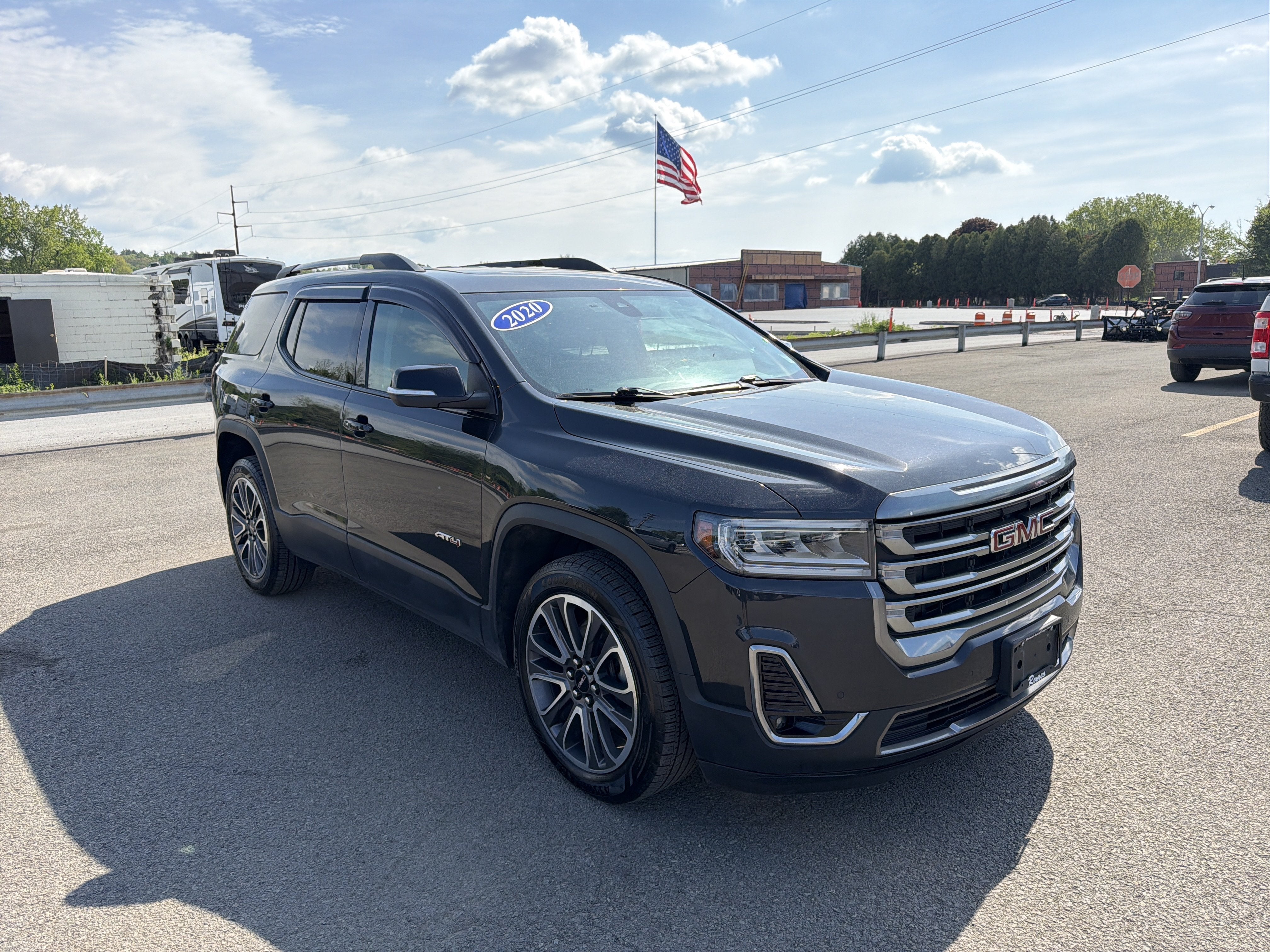 2020 GMC Acadia AT4