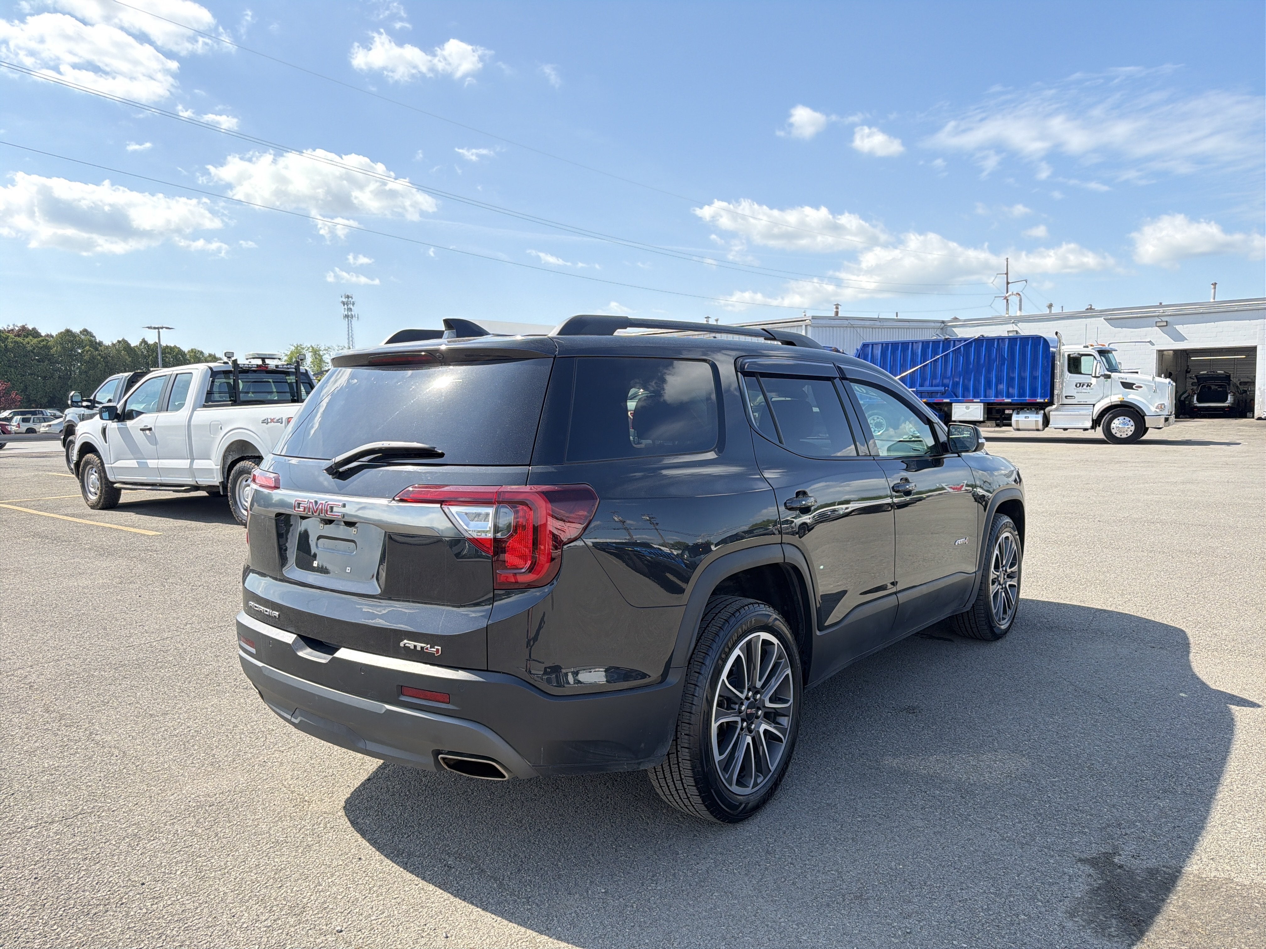 2020 GMC Acadia AT4