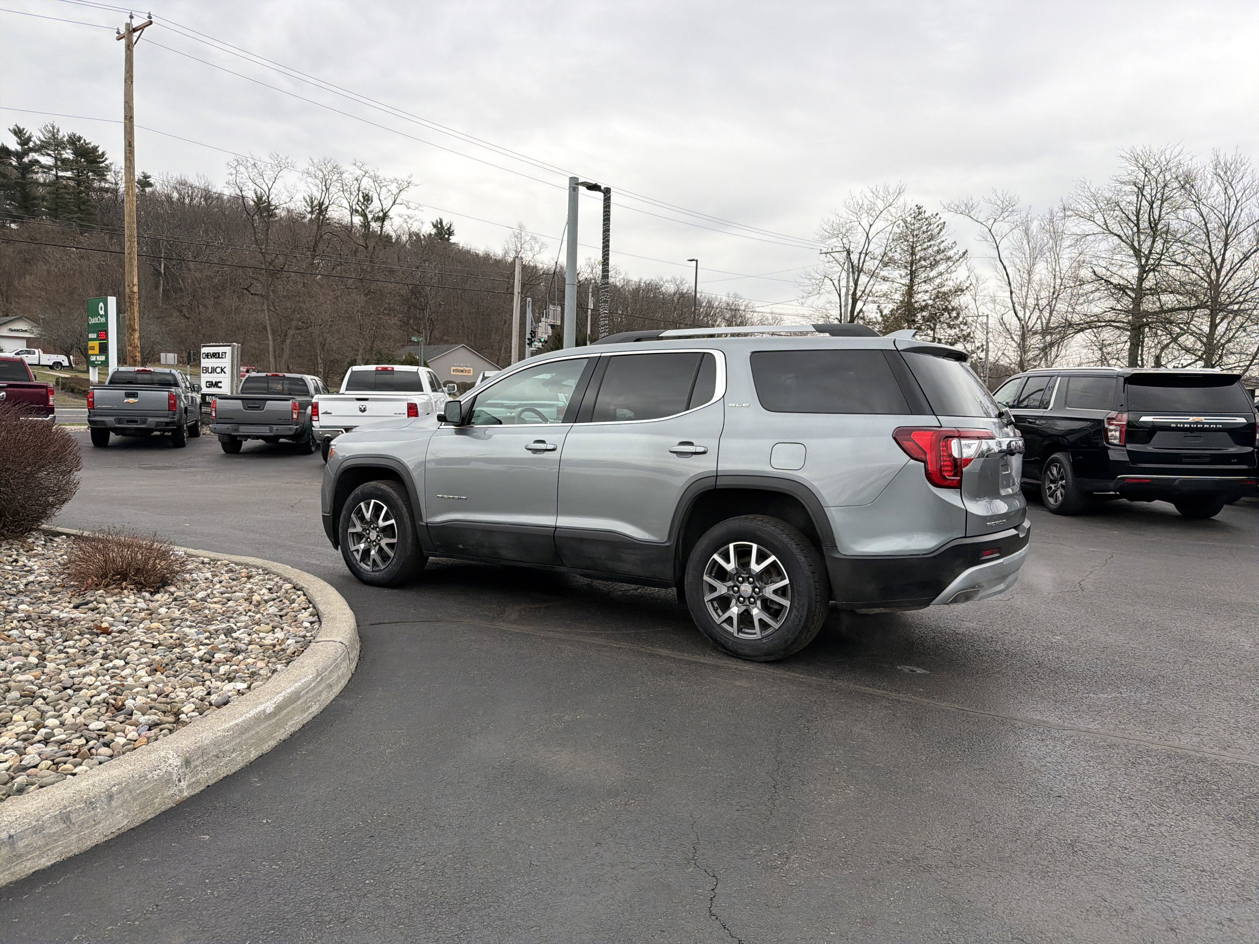 2023 GMC Acadia SLE