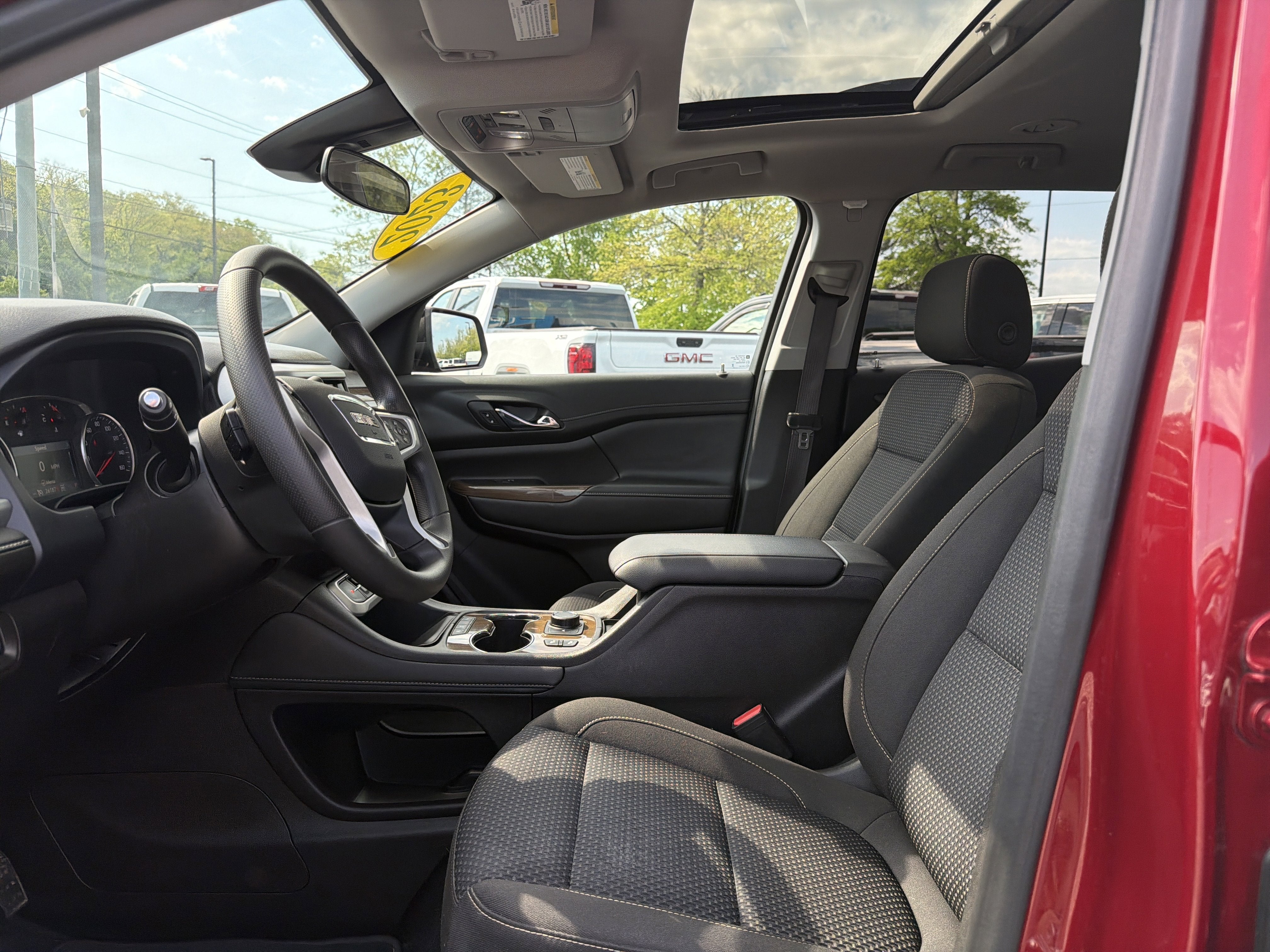 2023 GMC Acadia SLE