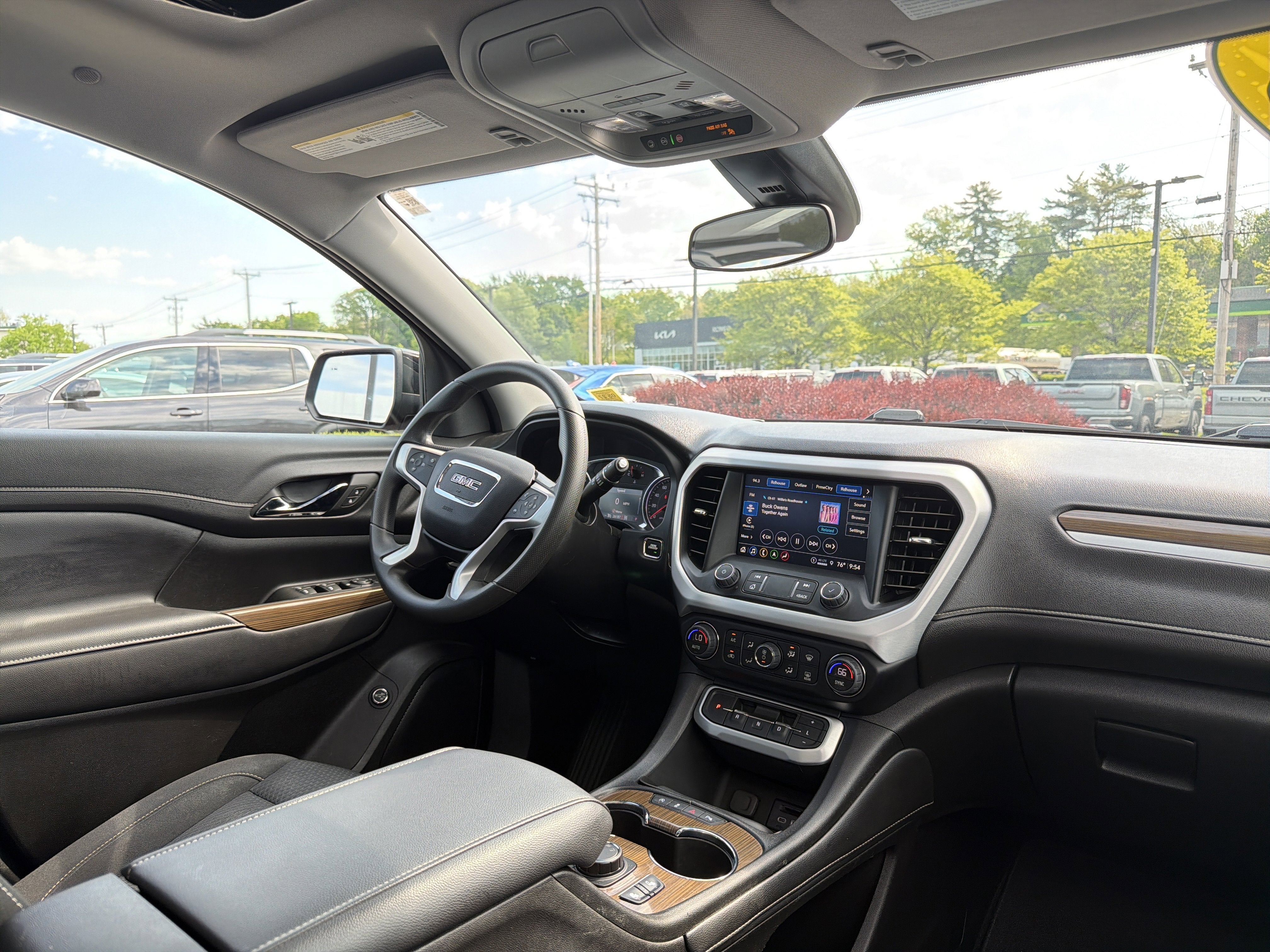 2023 GMC Acadia SLE