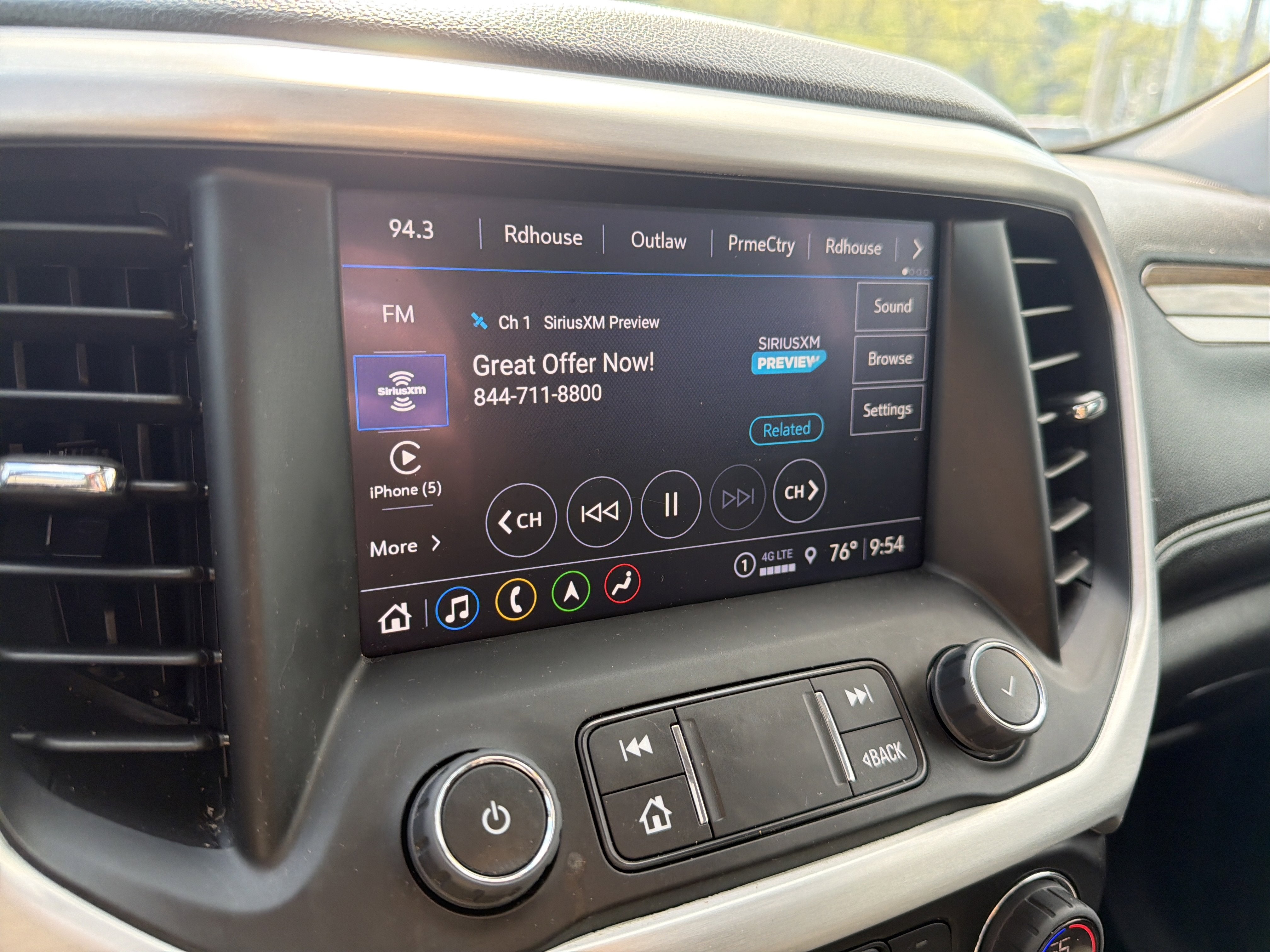 2023 GMC Acadia SLE