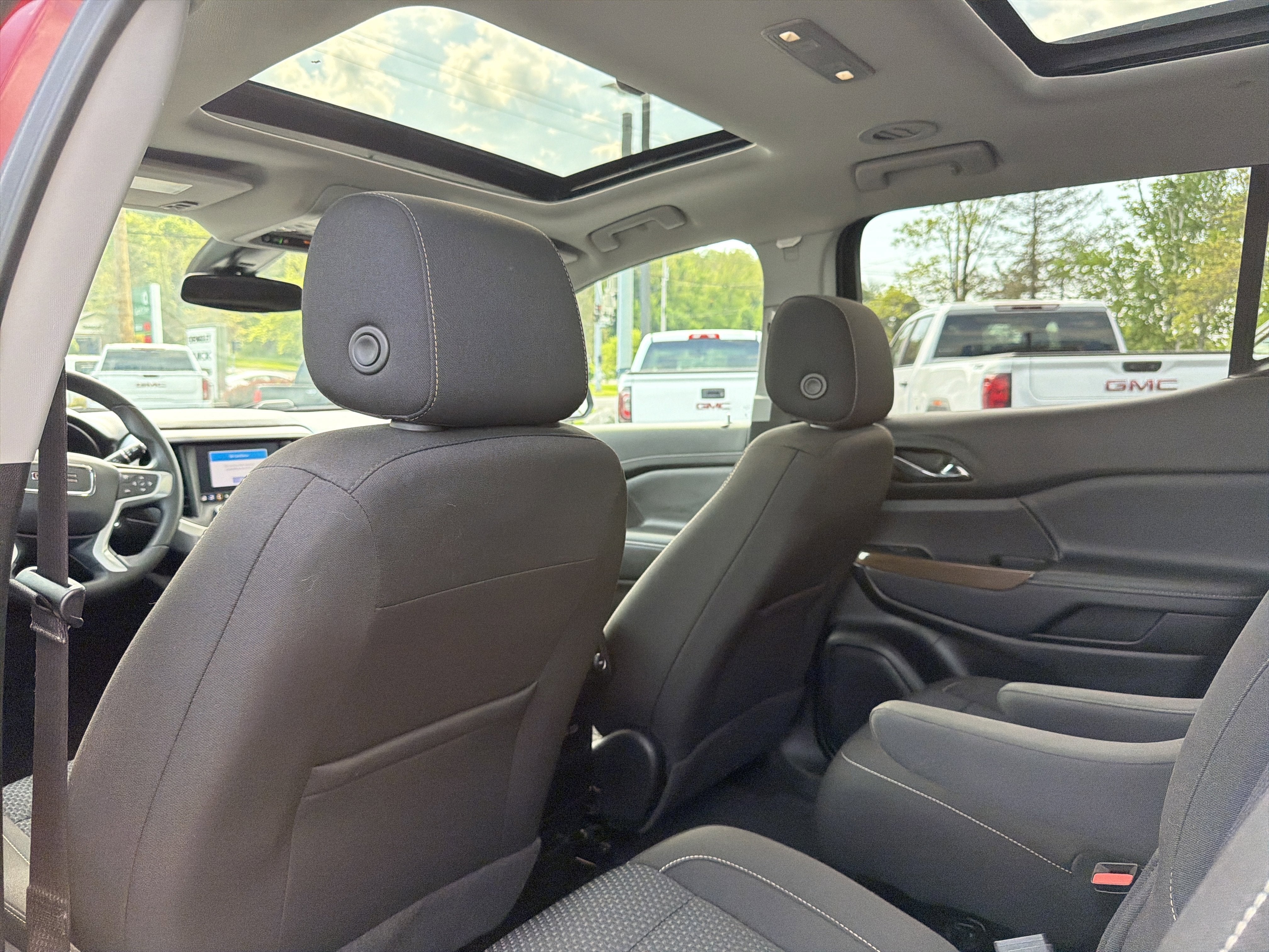 2023 GMC Acadia SLE