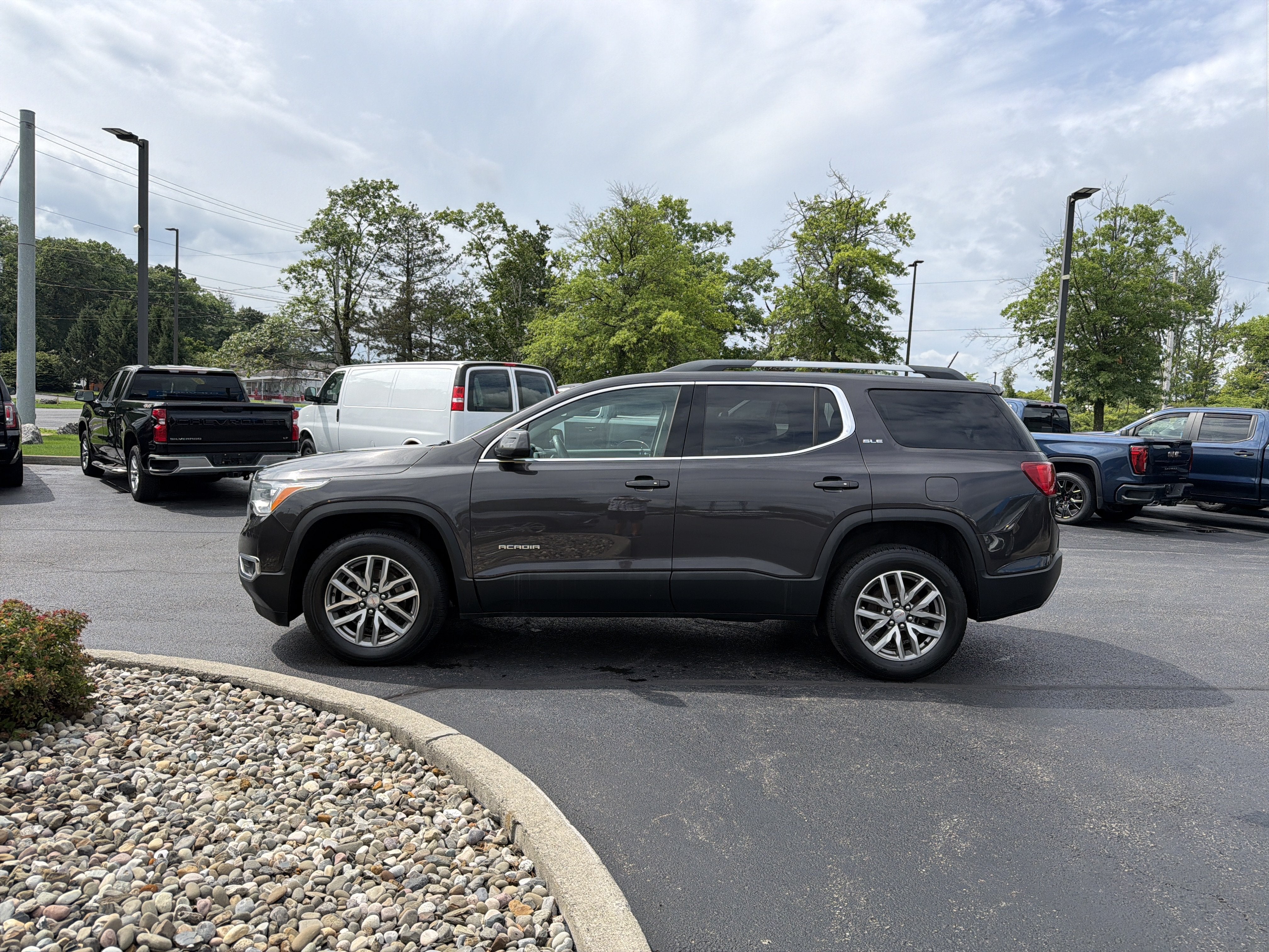 2018 GMC Acadia SLE