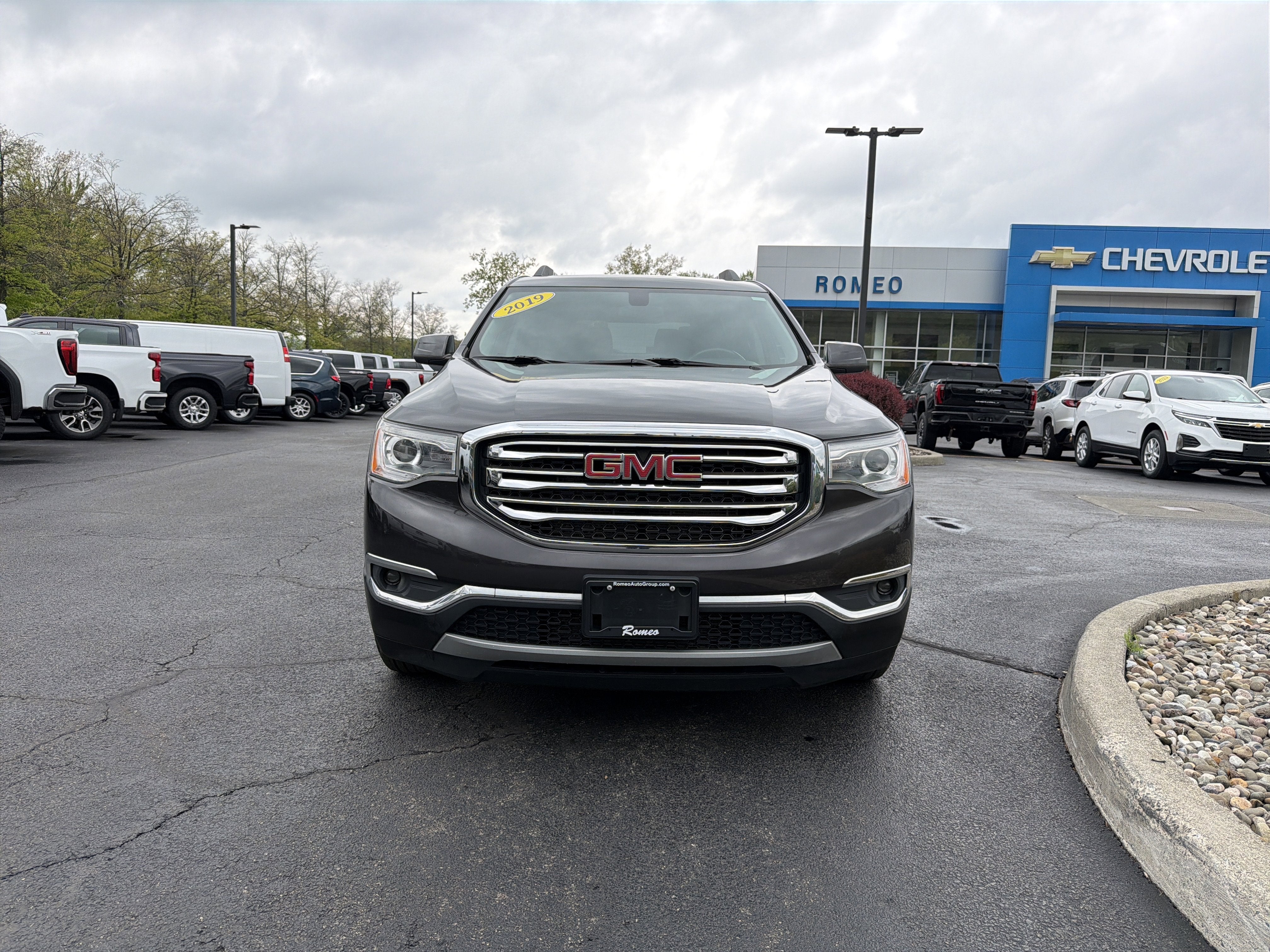 2019 GMC Acadia SLE