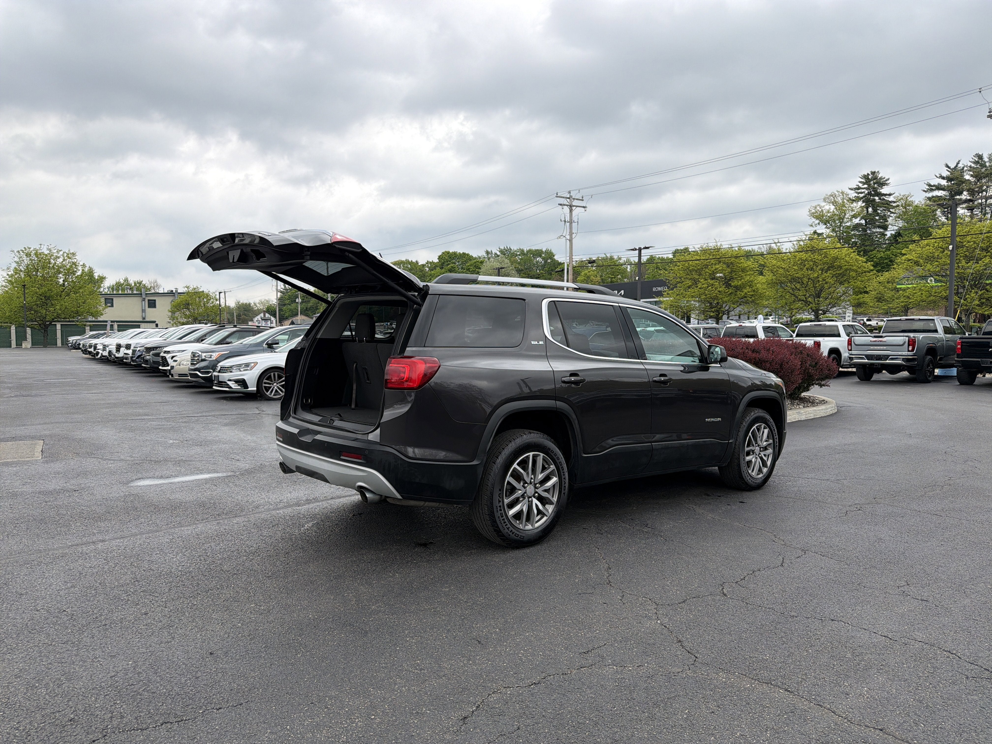 2019 GMC Acadia SLE
