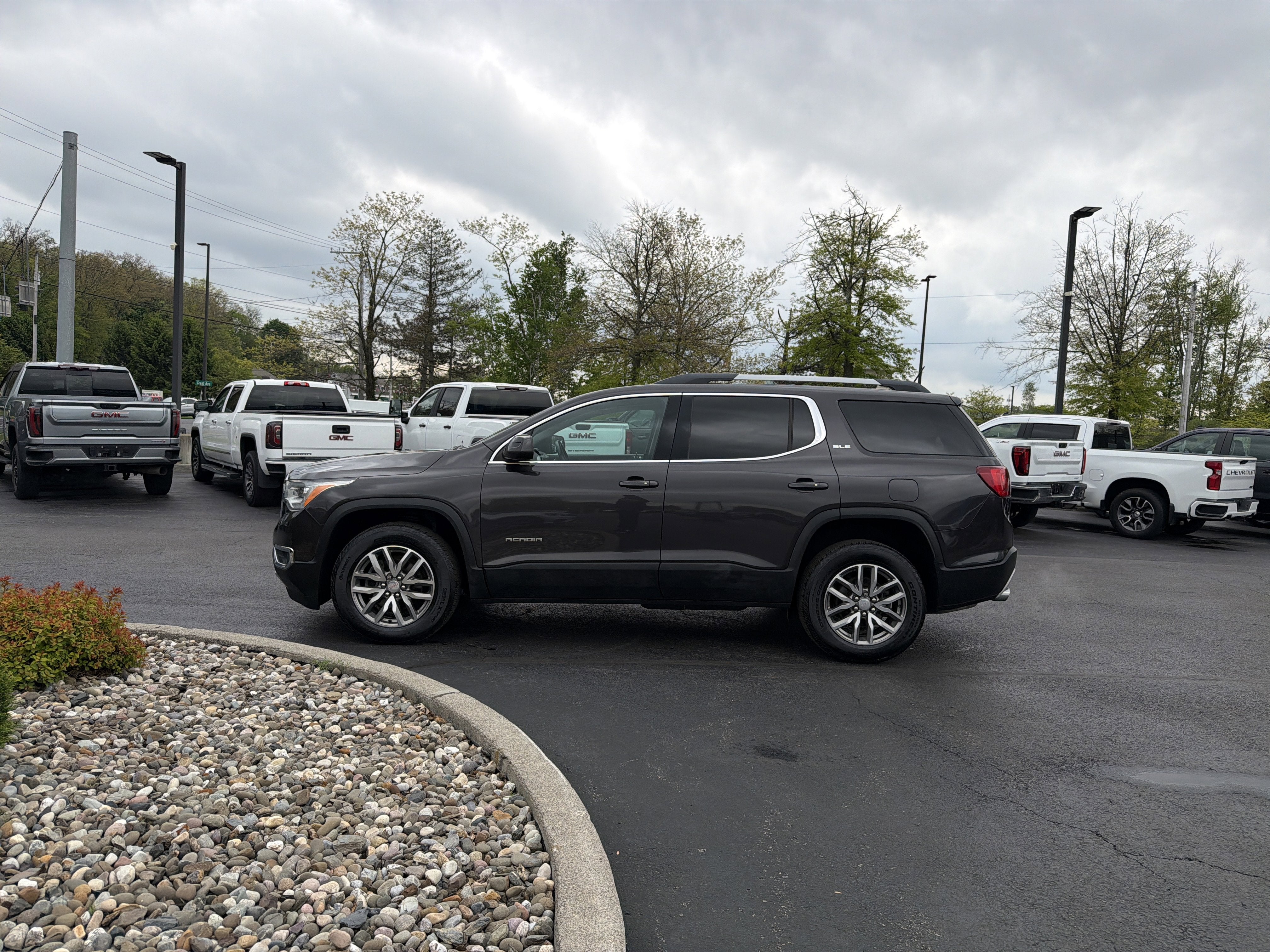 2019 GMC Acadia SLE