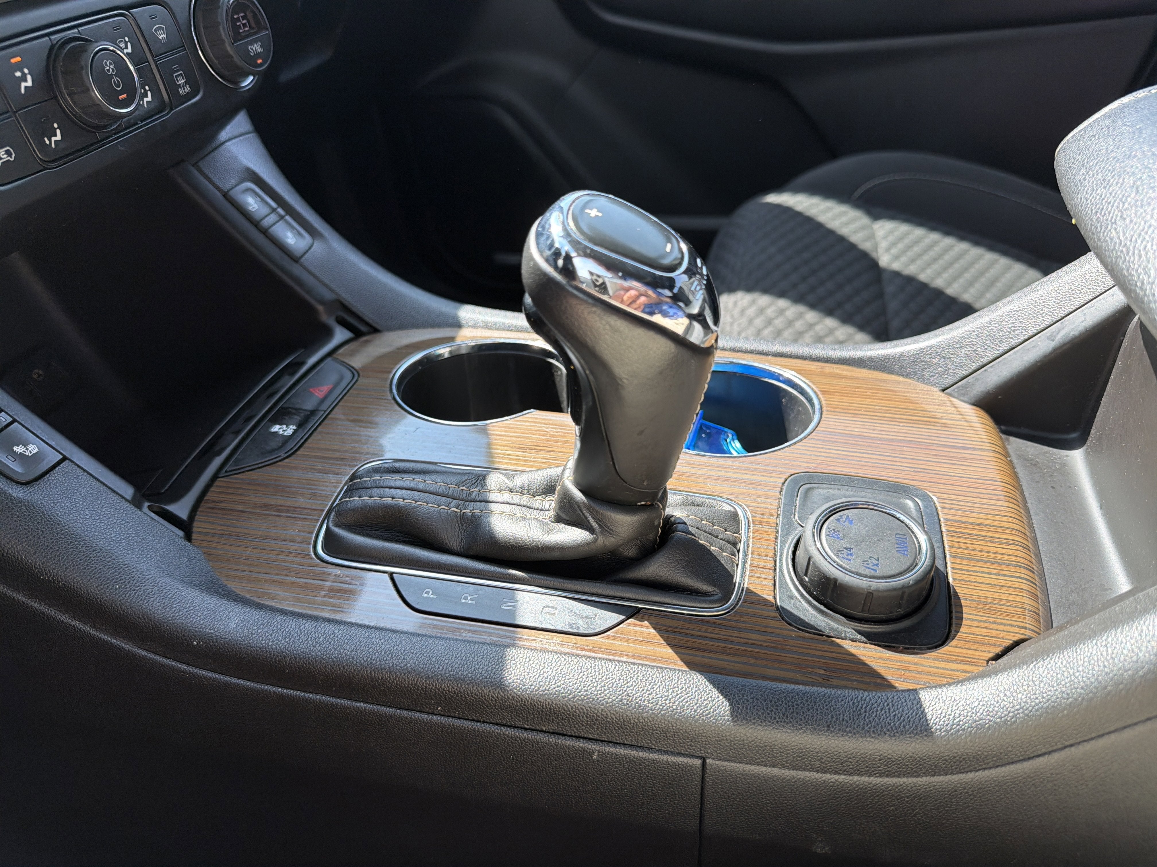 2019 GMC Acadia SLE