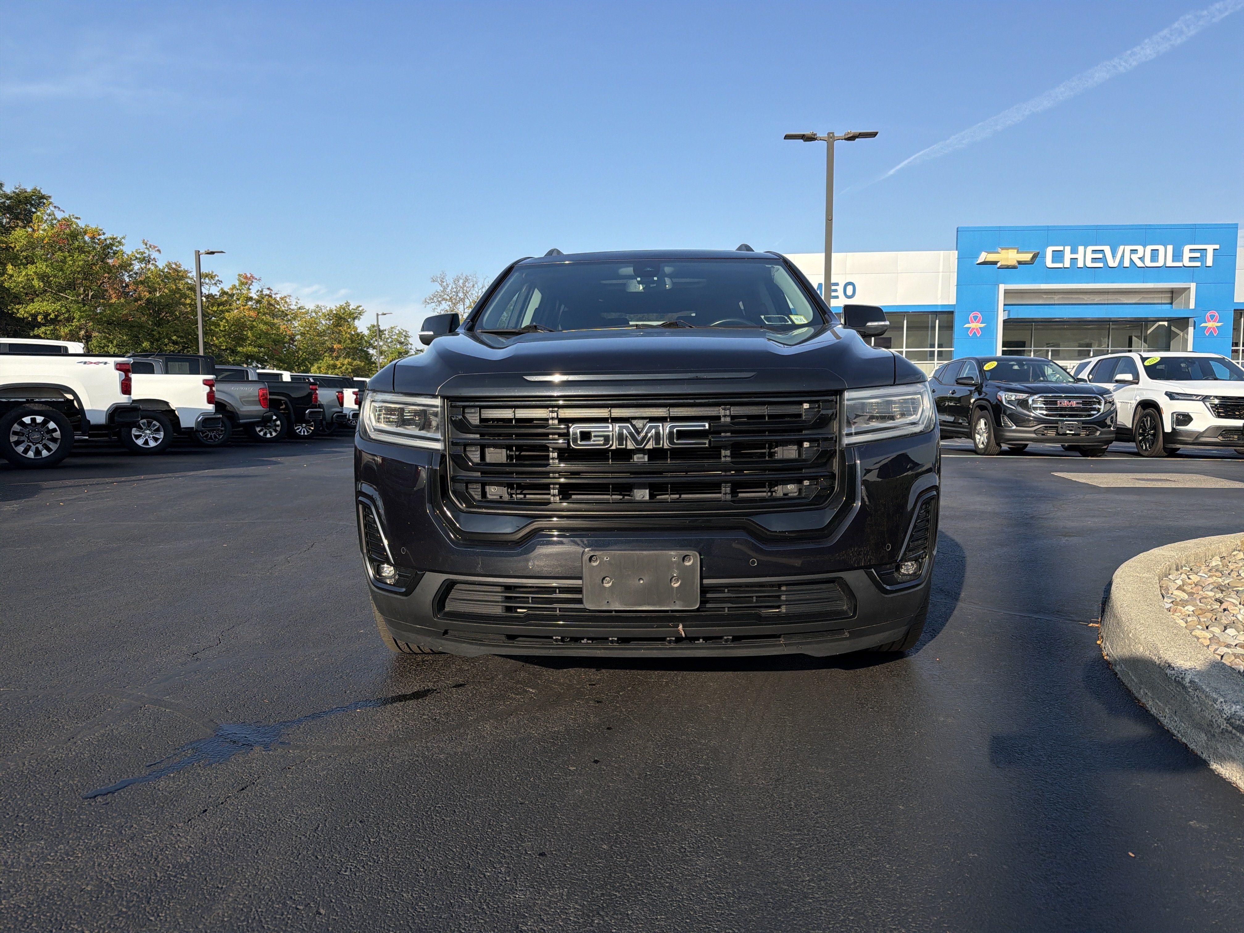 2021 GMC Acadia SLT