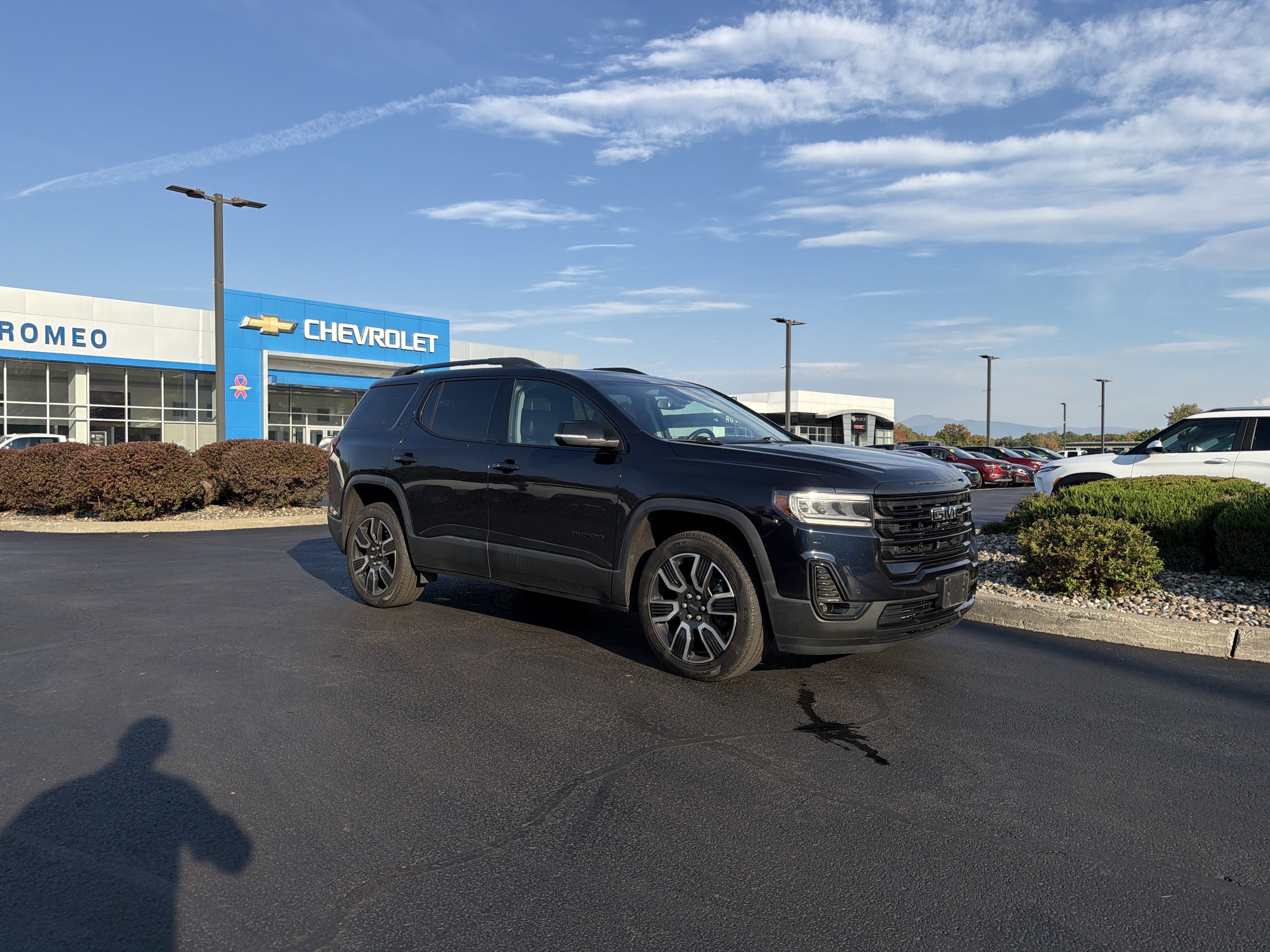 2021 GMC Acadia SLT