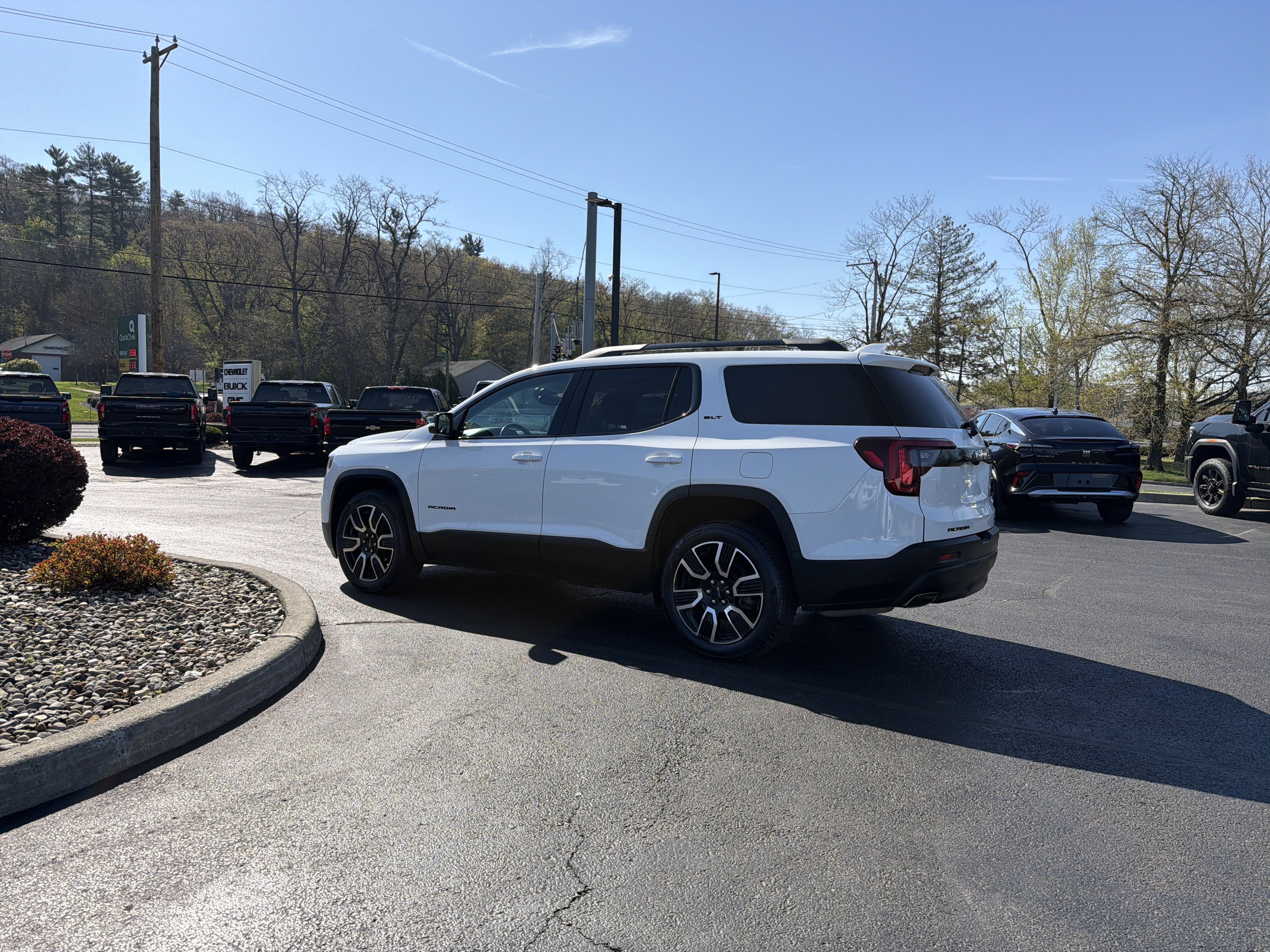 2021 GMC Acadia SLT