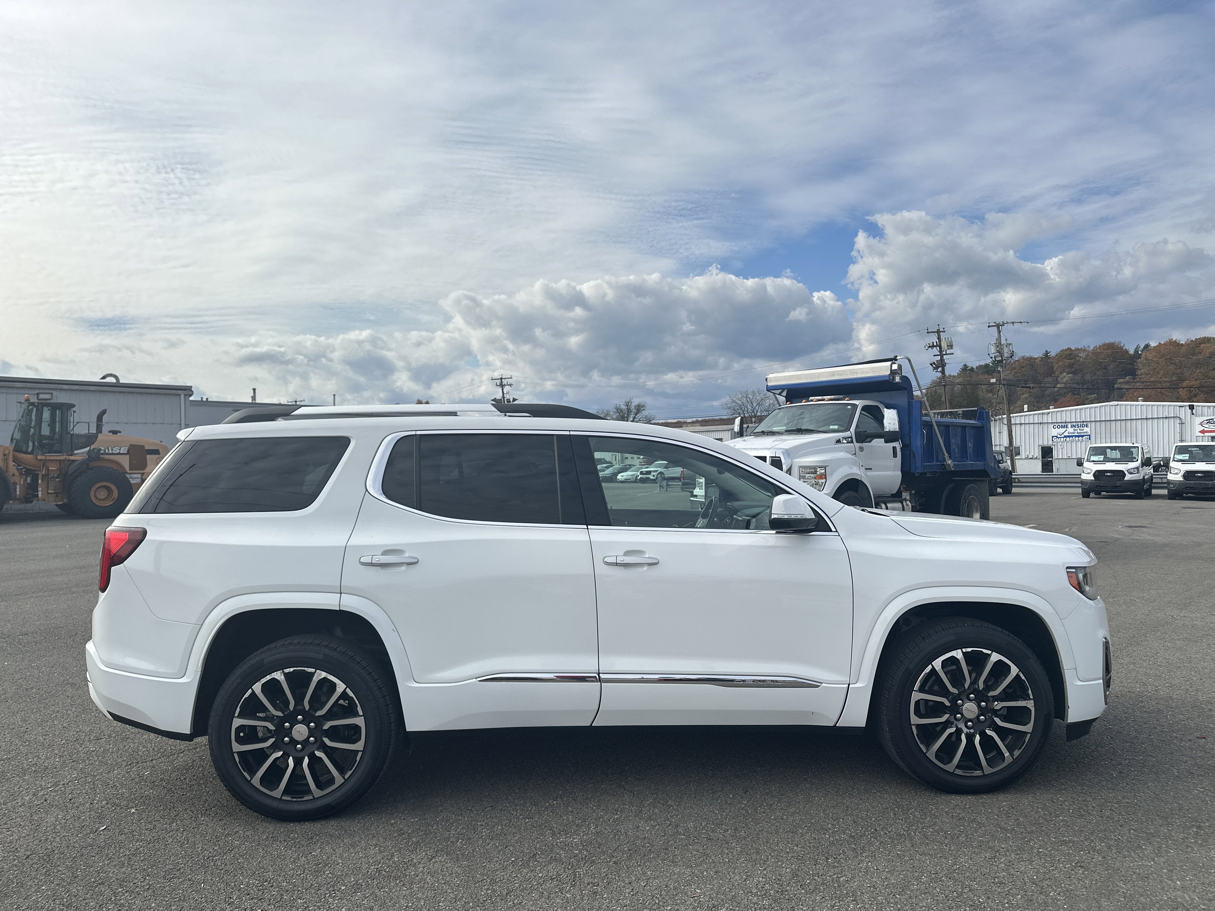 2020 GMC Acadia Denali