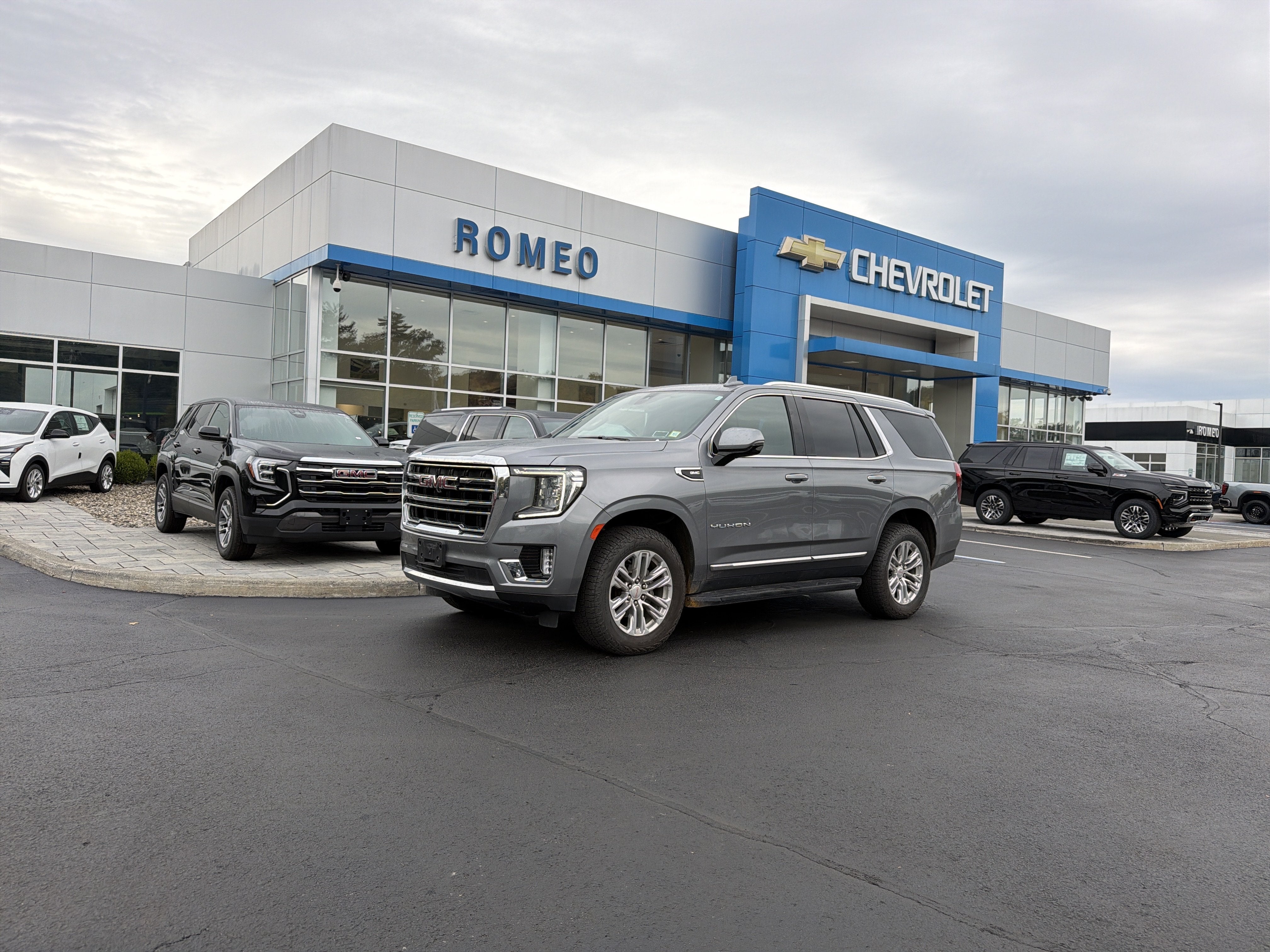 2021 GMC Yukon SLT