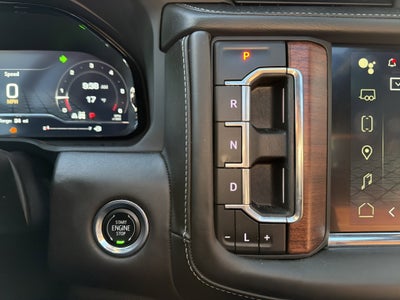 2023 GMC Yukon Denali Ultimate