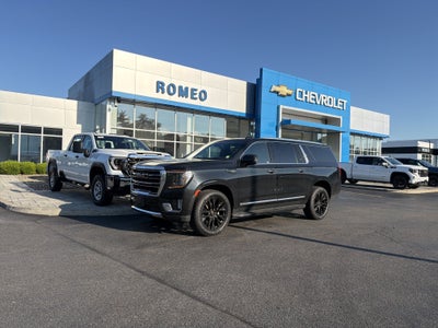 2023 GMC Yukon XL SLT