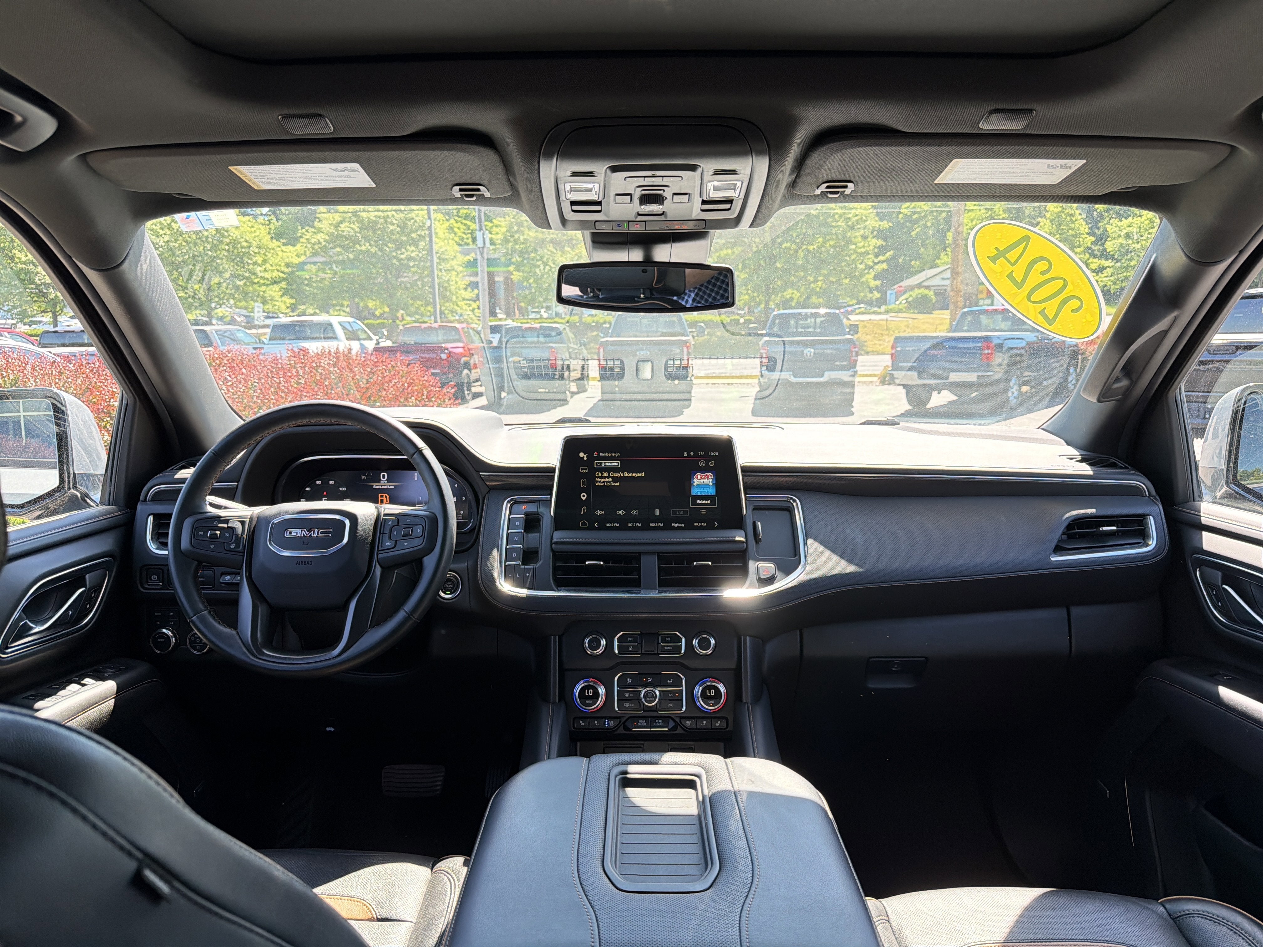 2024 GMC Yukon XL AT4