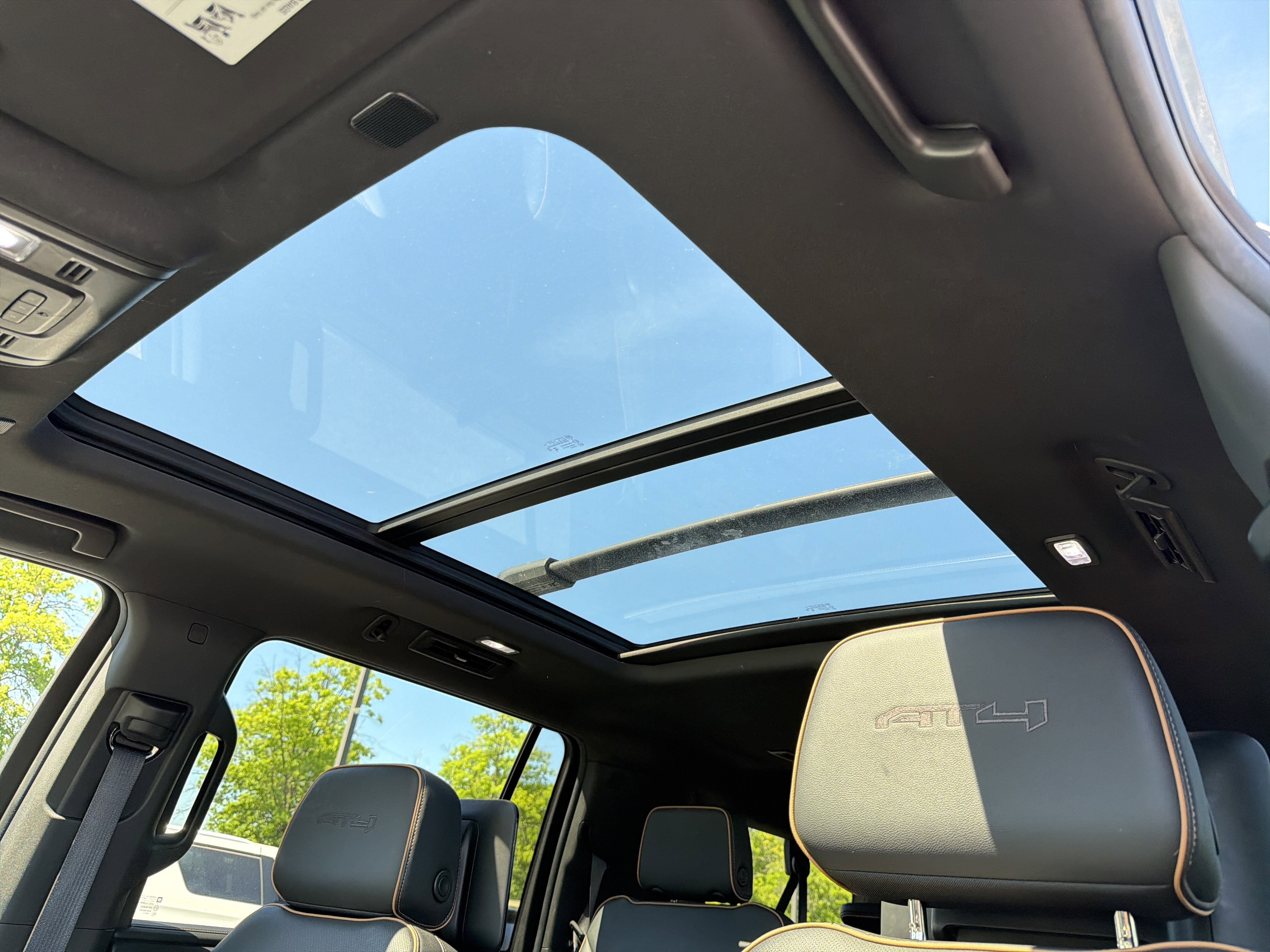 2024 GMC Yukon XL AT4