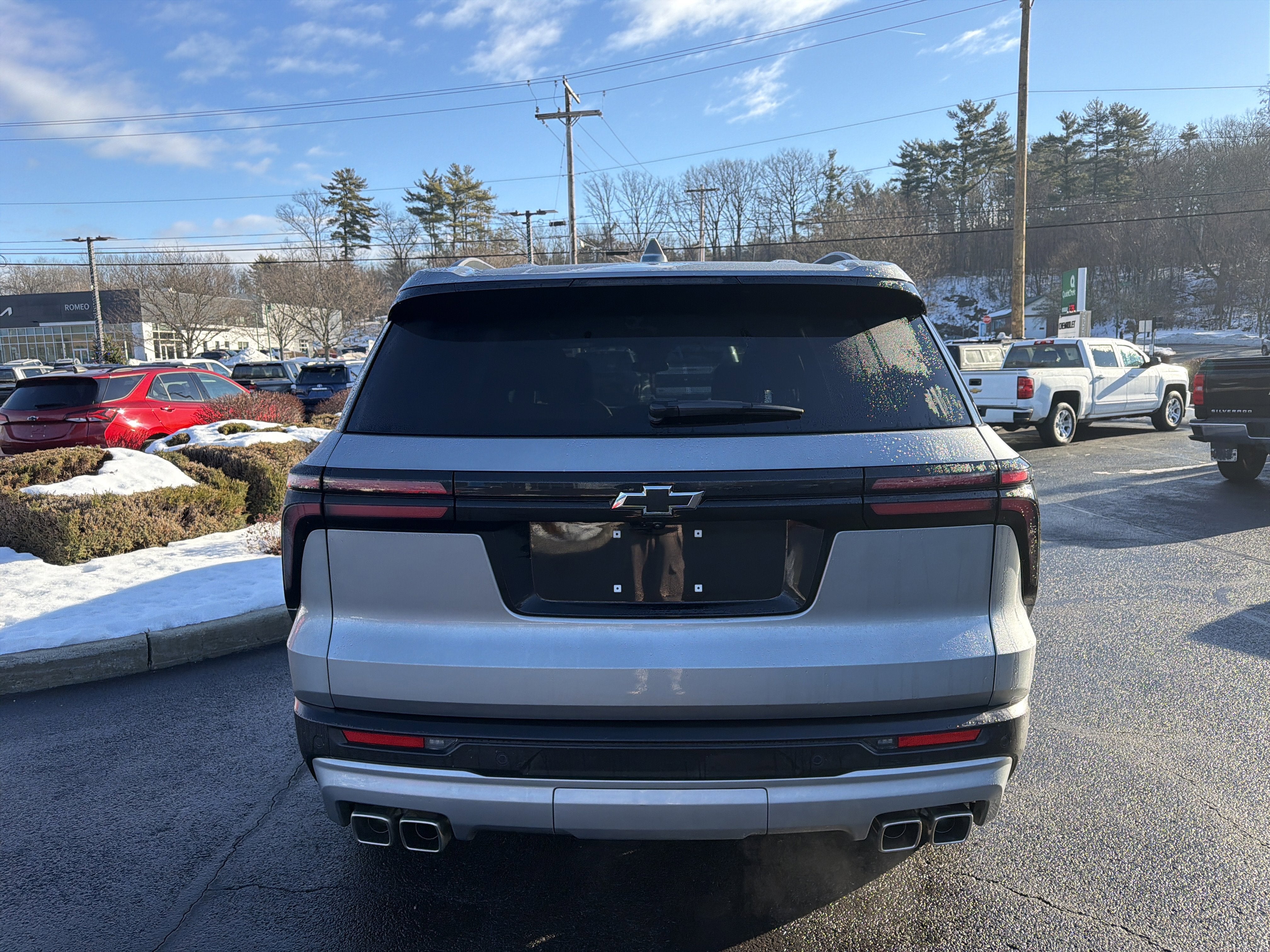 2025 Chevrolet Traverse LT