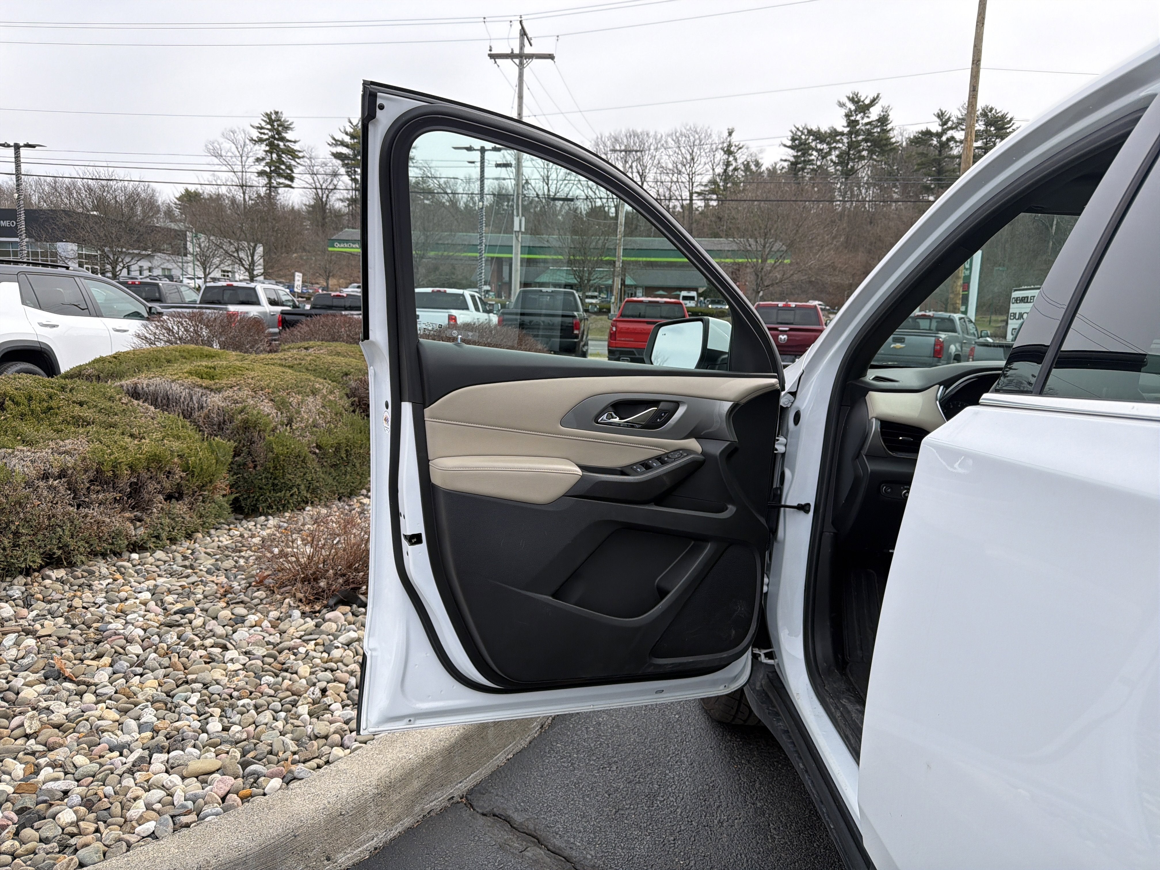 2024 Chevrolet Traverse Limited LS