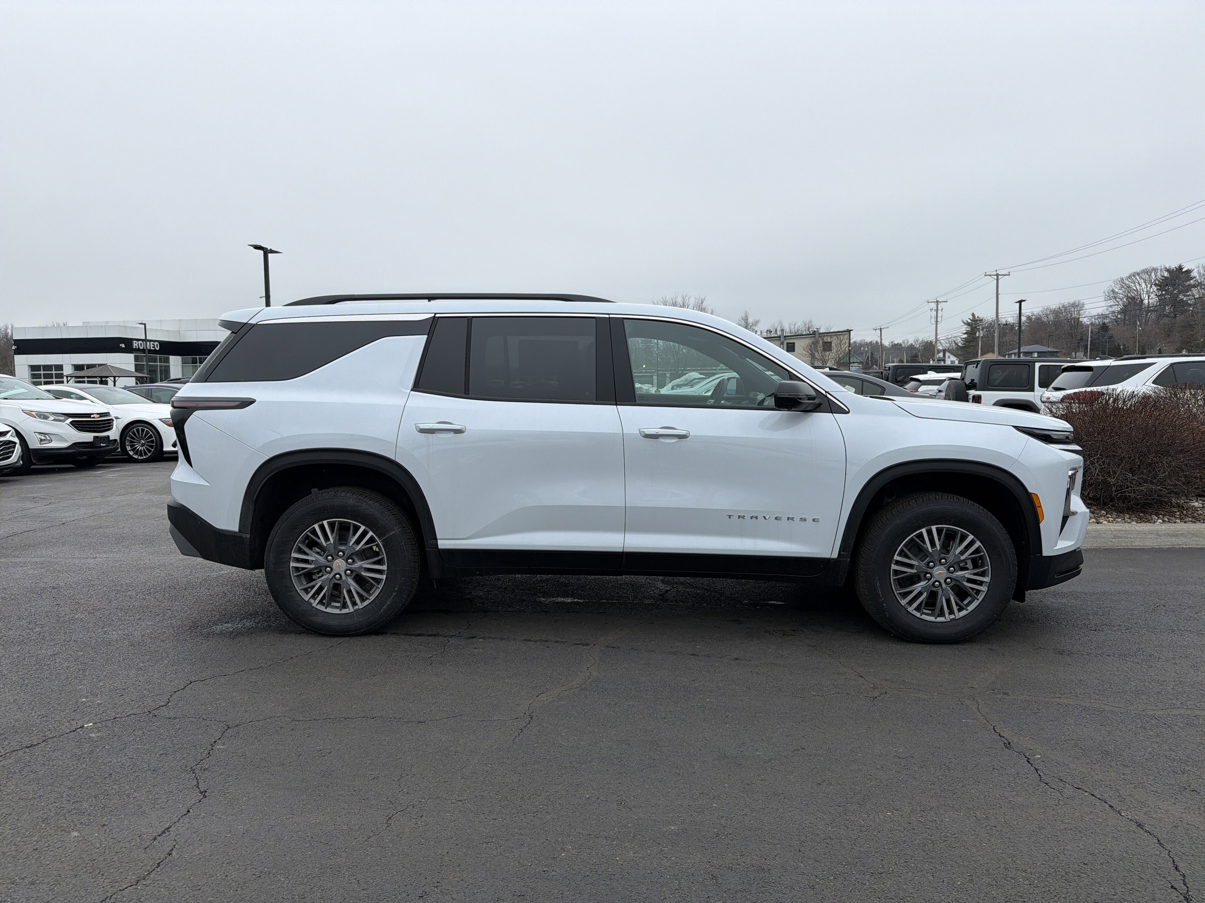 2026 Chevrolet Traverse LT