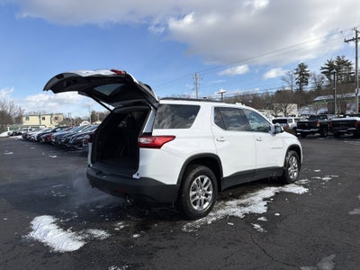 2021 Chevrolet Traverse LT Cloth