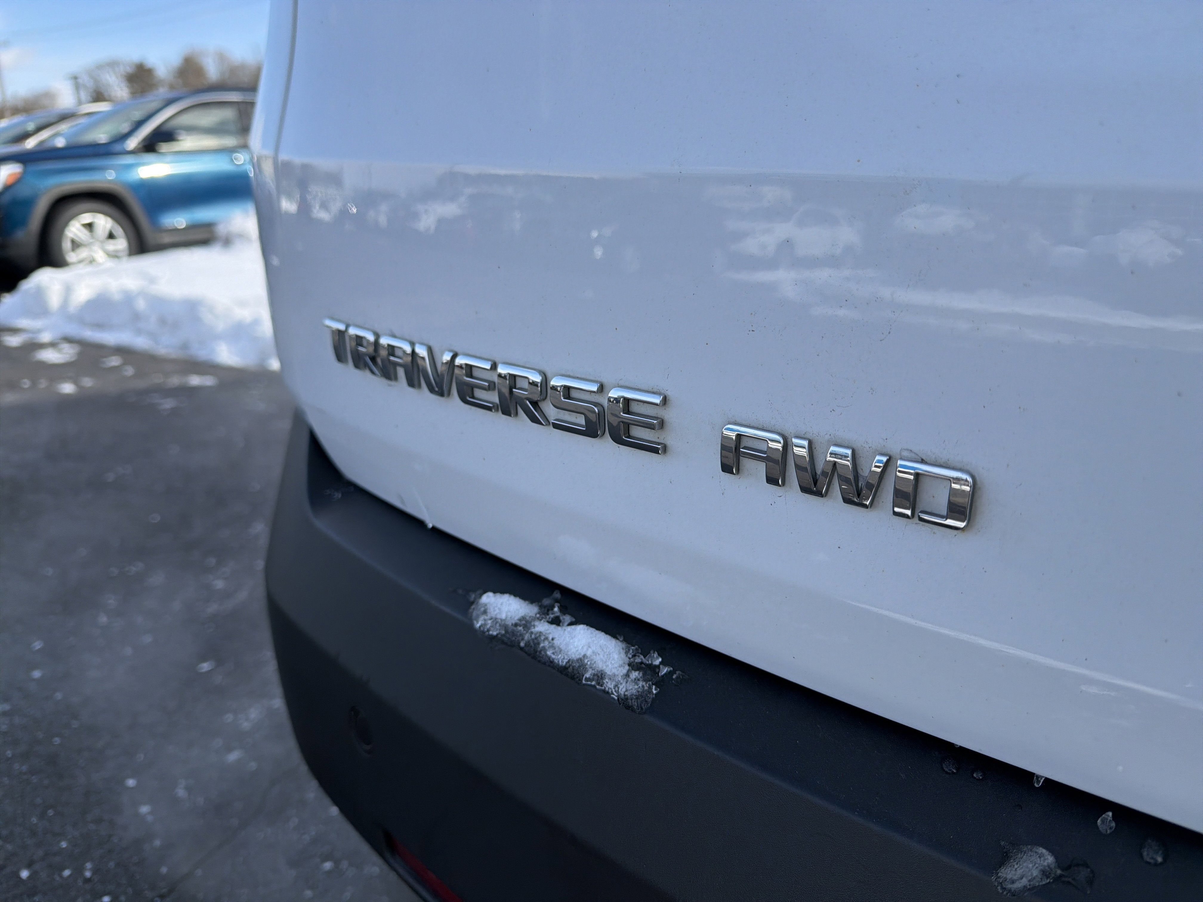 2021 Chevrolet Traverse LT Cloth