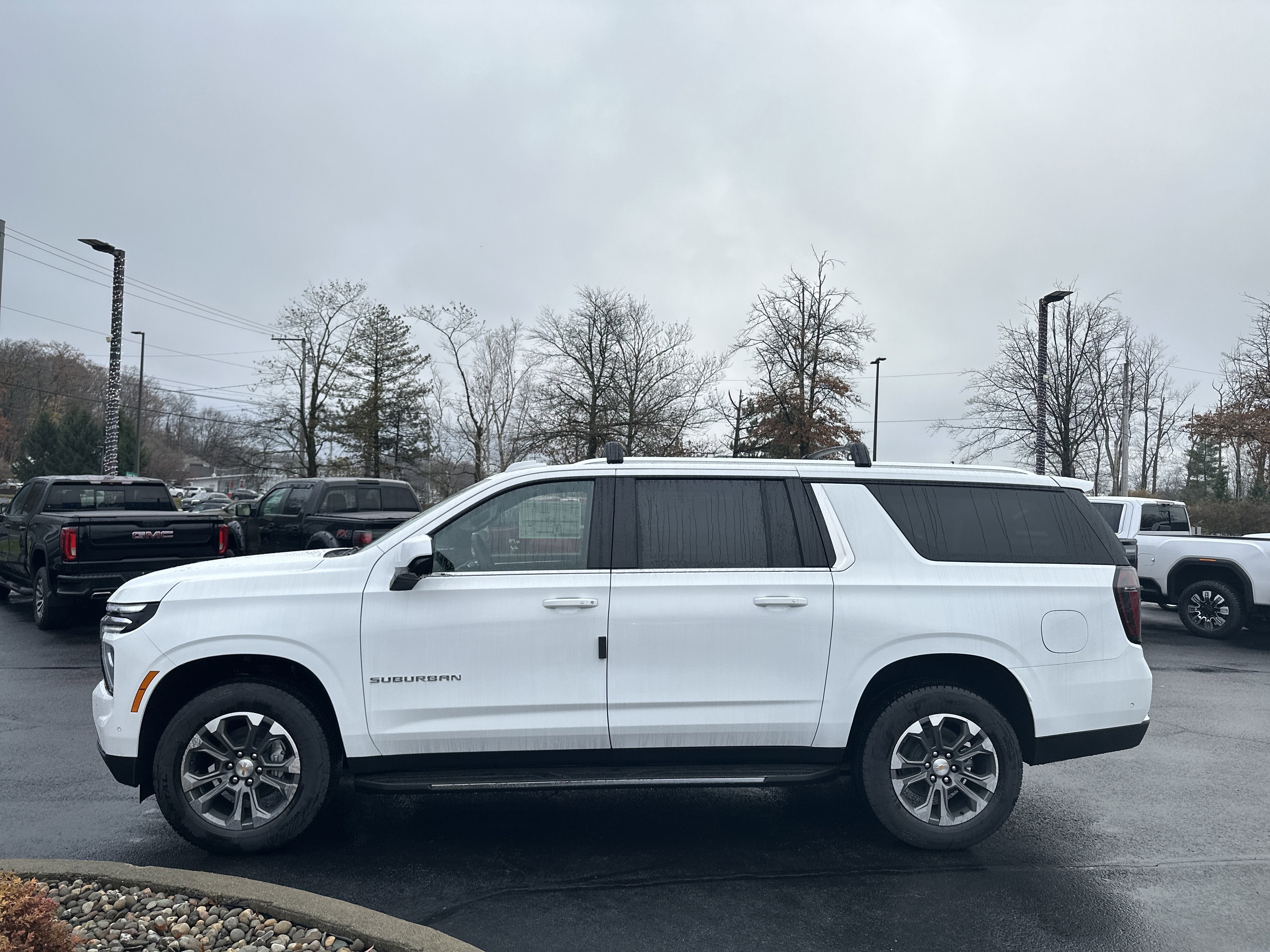 2026 Chevrolet Suburban LS