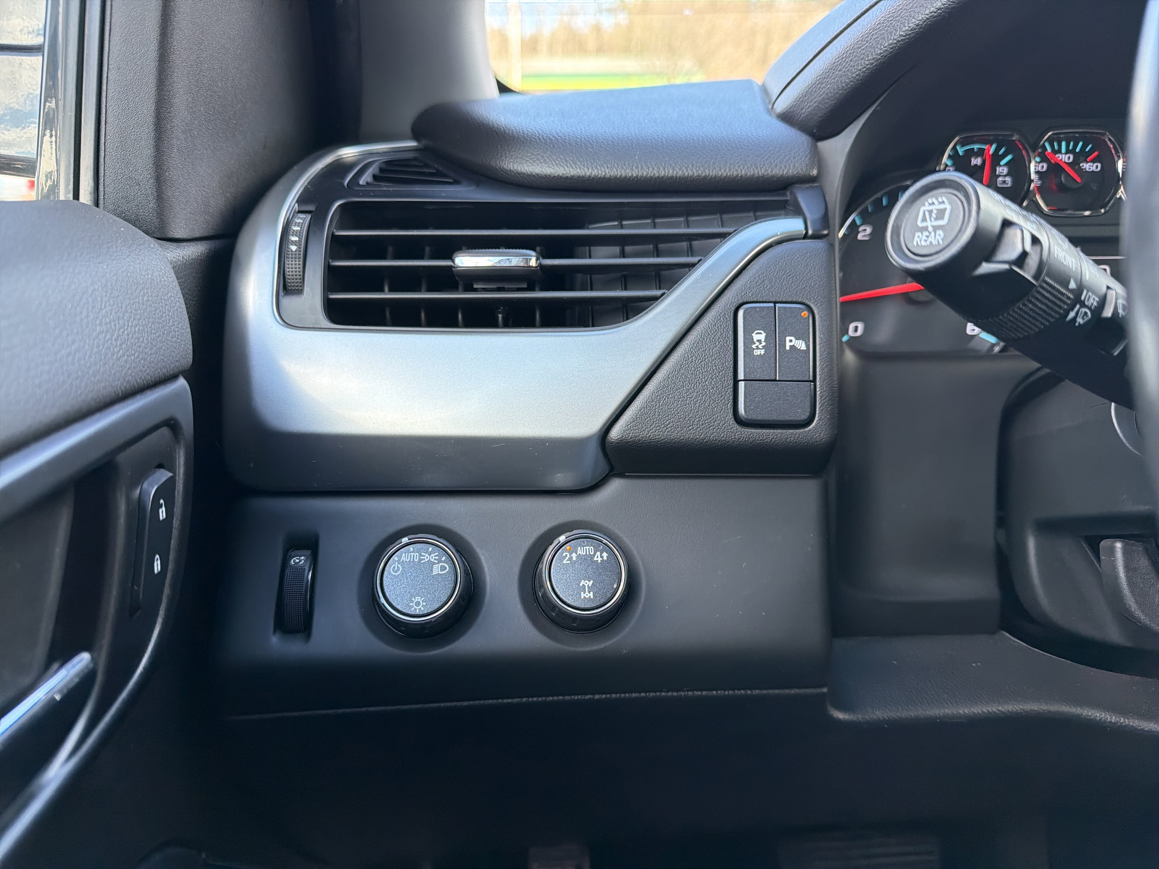 2020 Chevrolet Tahoe LS