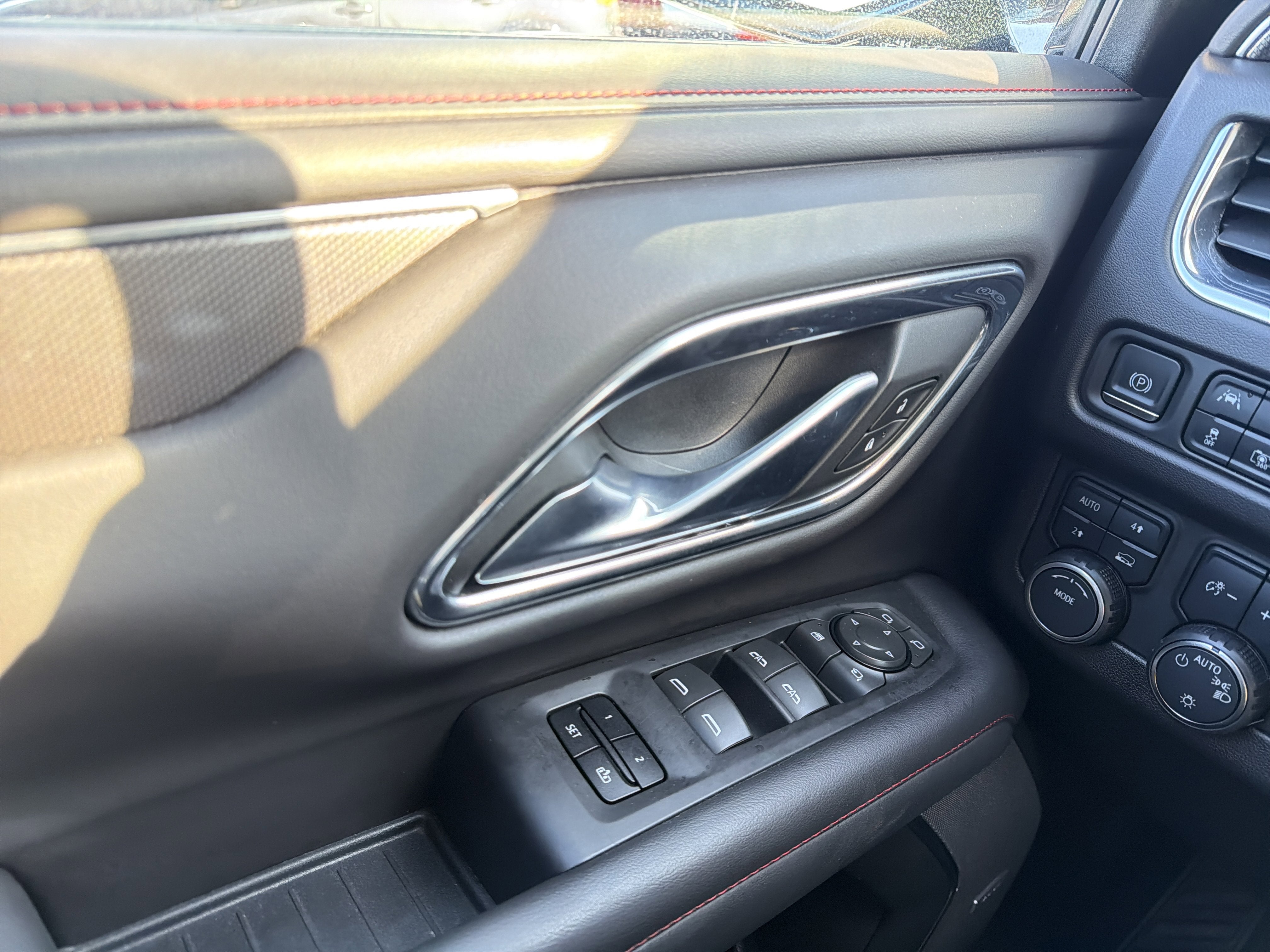 2022 Chevrolet Suburban RST