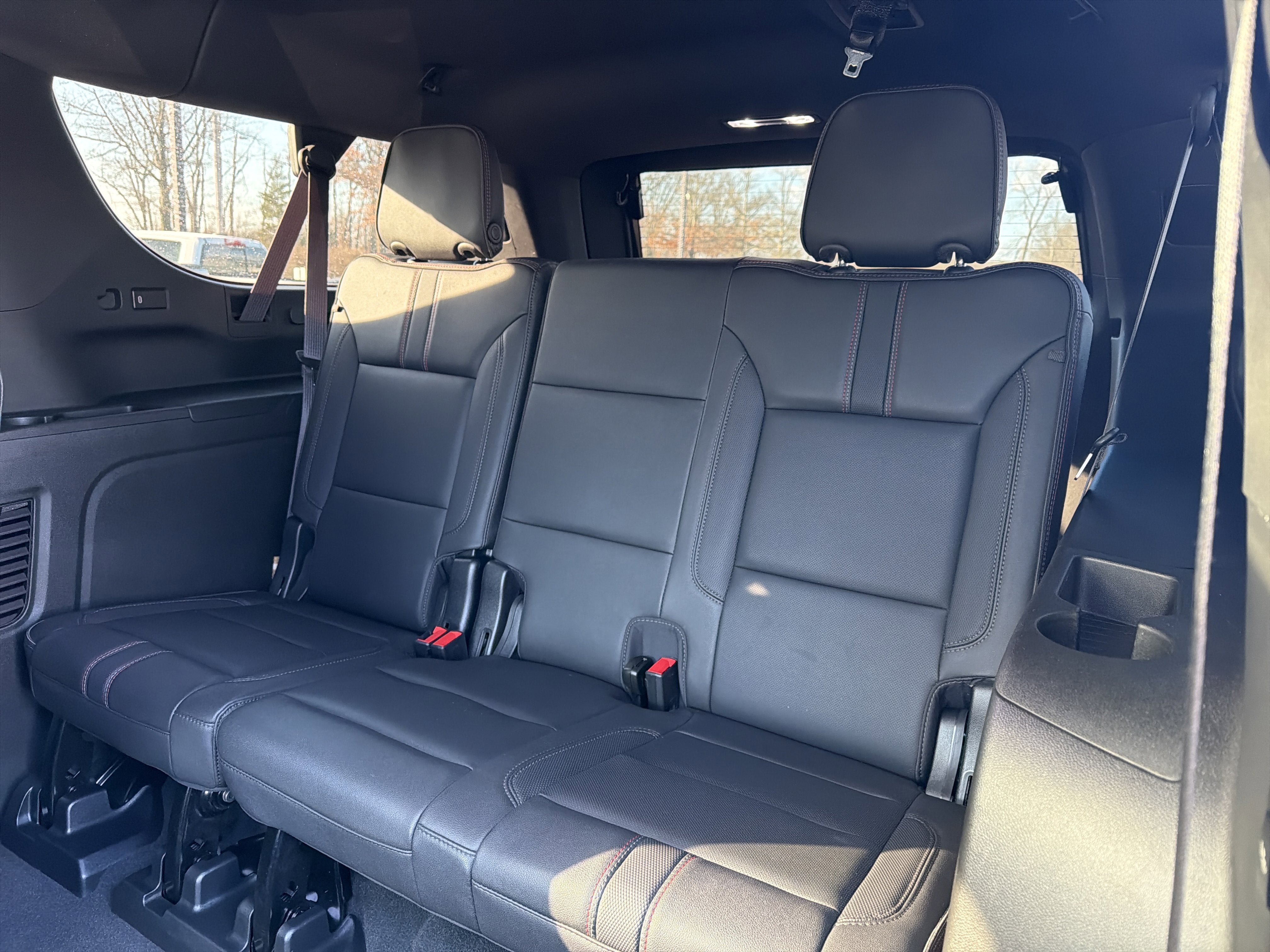 2022 Chevrolet Suburban RST