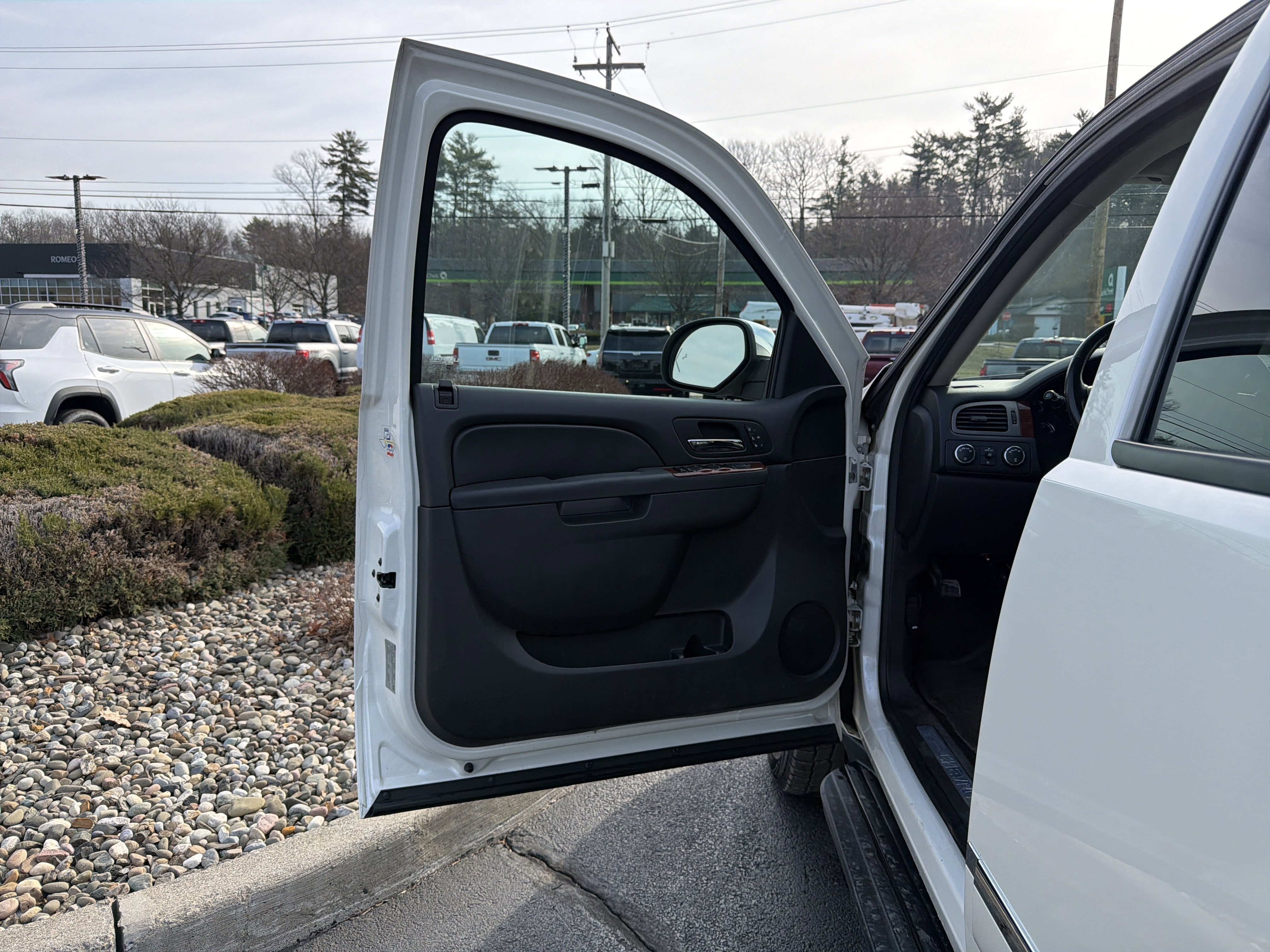 2014 Chevrolet Suburban LTZ