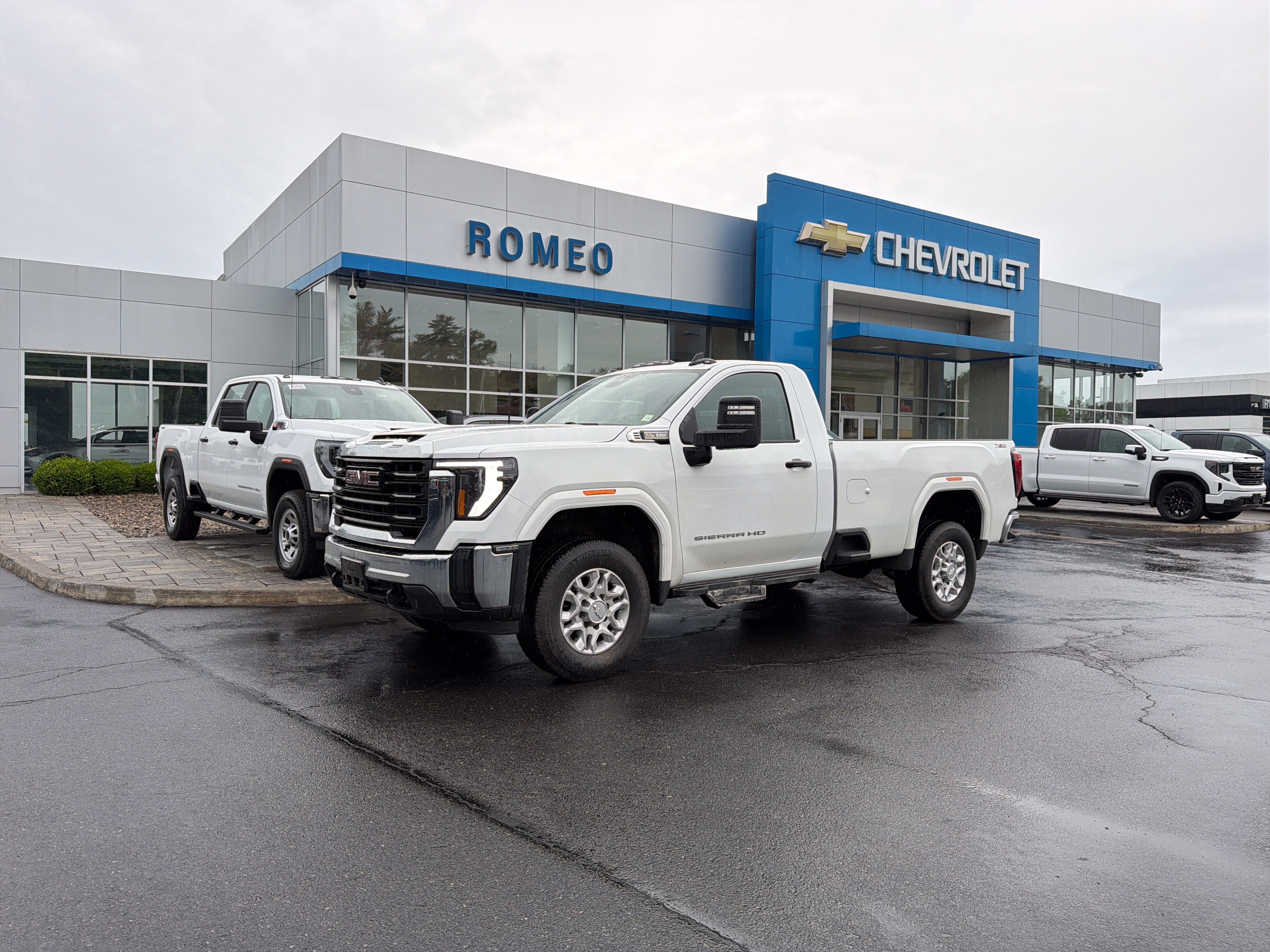 2024 GMC Sierra 3500 HD Pro